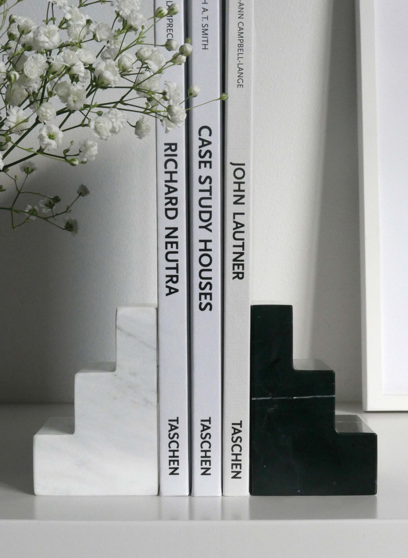PRINTWORKS Set of 2 bookends STAIR CUBE, Color: BLACK/ WHITE (Image 5)