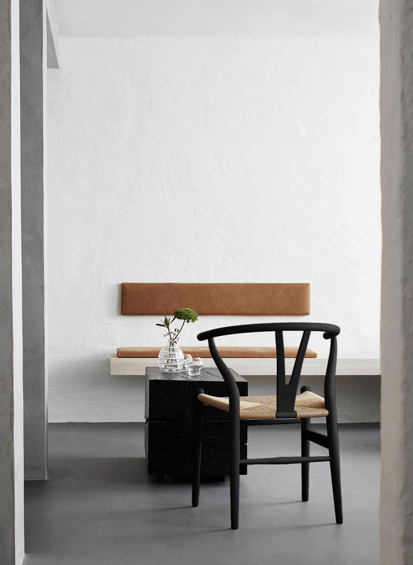 CARL HANSEN AND SØN Stuhl CH24: SCHWARZ