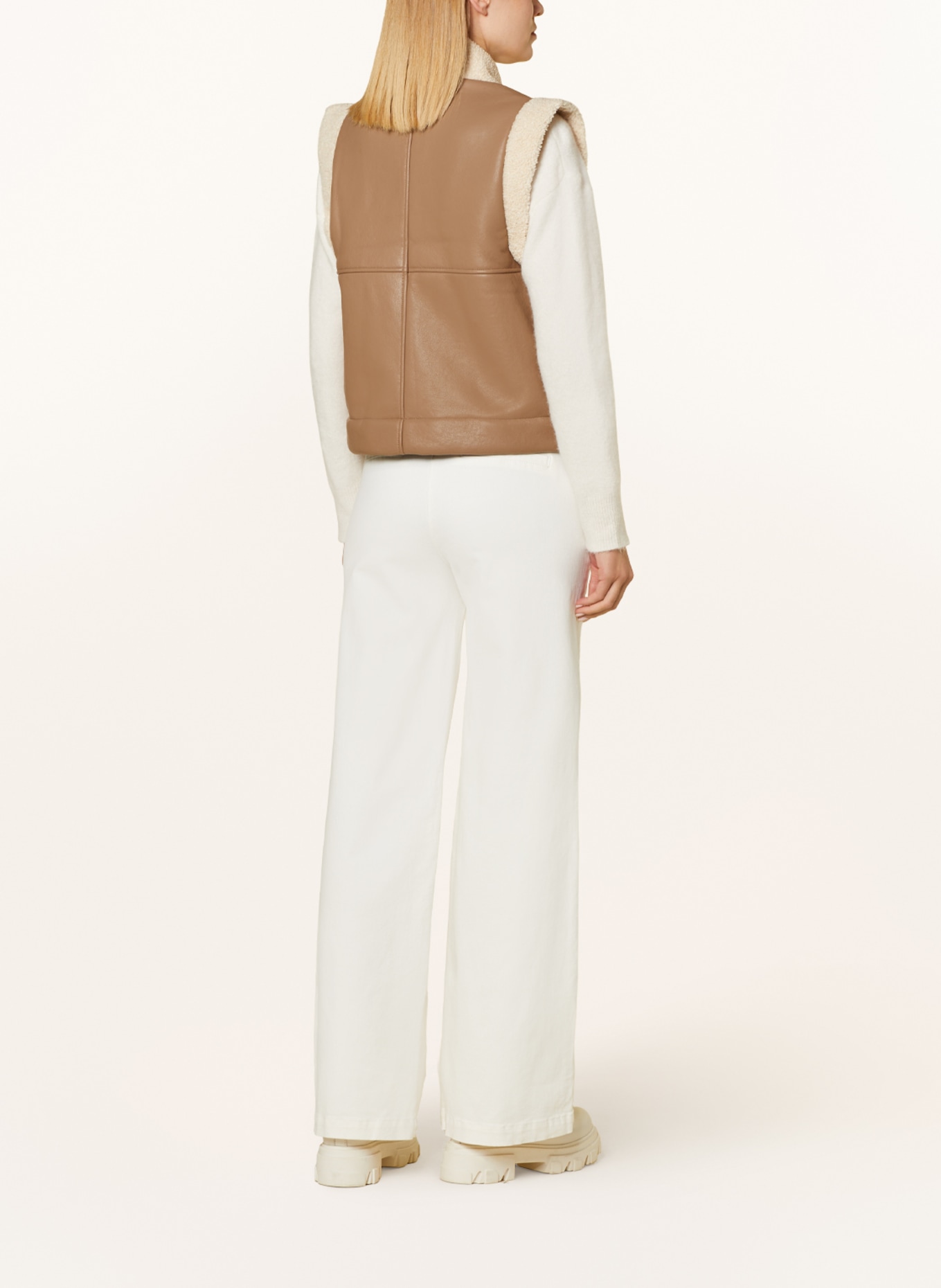 OPUS Vest WARENI in leather look with teddy, Color: DARK BROWN (Image 3)