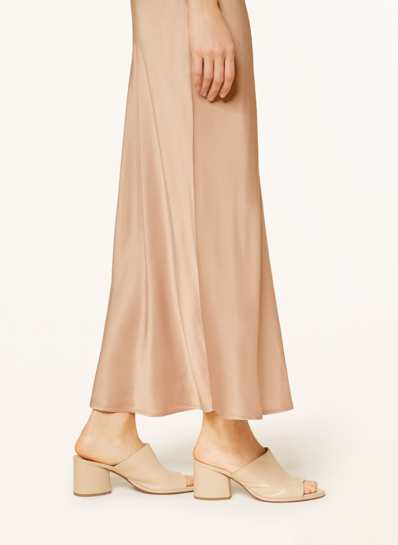 comma Satin skirt, Color: BEIGE (Image 4)