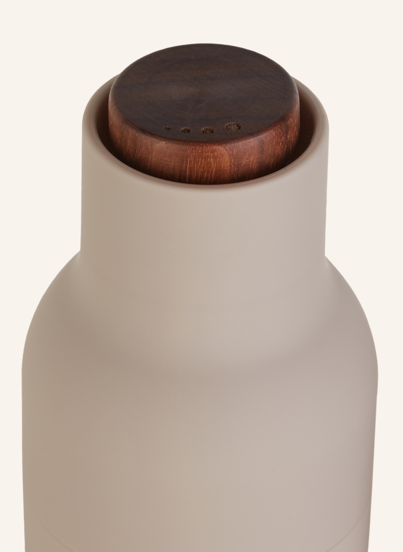 Audo COPENHAGEN Pepper and salt grinder BOTTLE GRINDER SMALL, Color: TAUPE/ OLIVE/ DARK BROWN (Image 3)