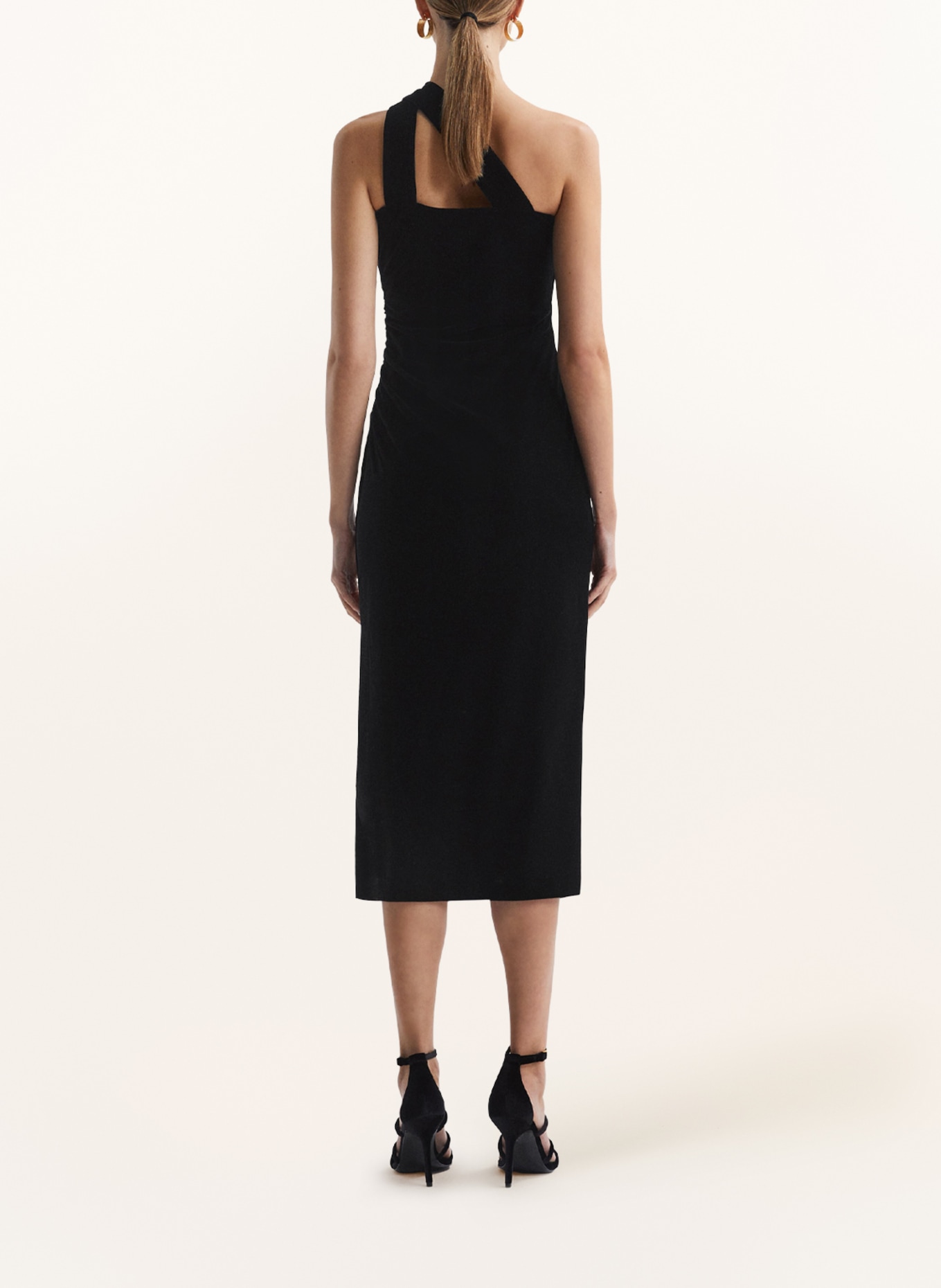 REISS One-shoulder dress ABBEY made of velvet, Color: BLACK (Image 3)