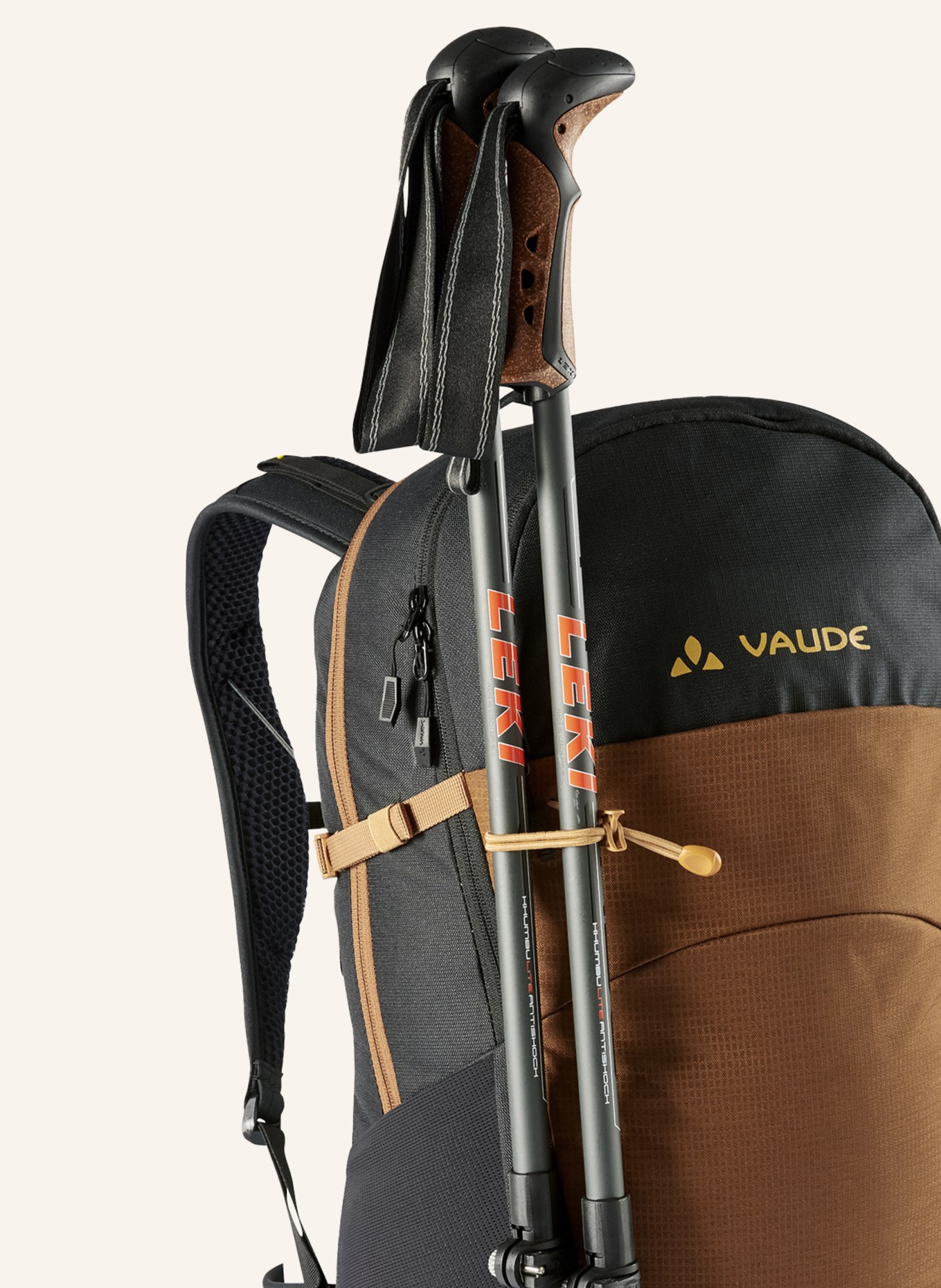 VAUDE Backpack WIZARD 24+4, Color: BLACK/ BROWN (Image 4)