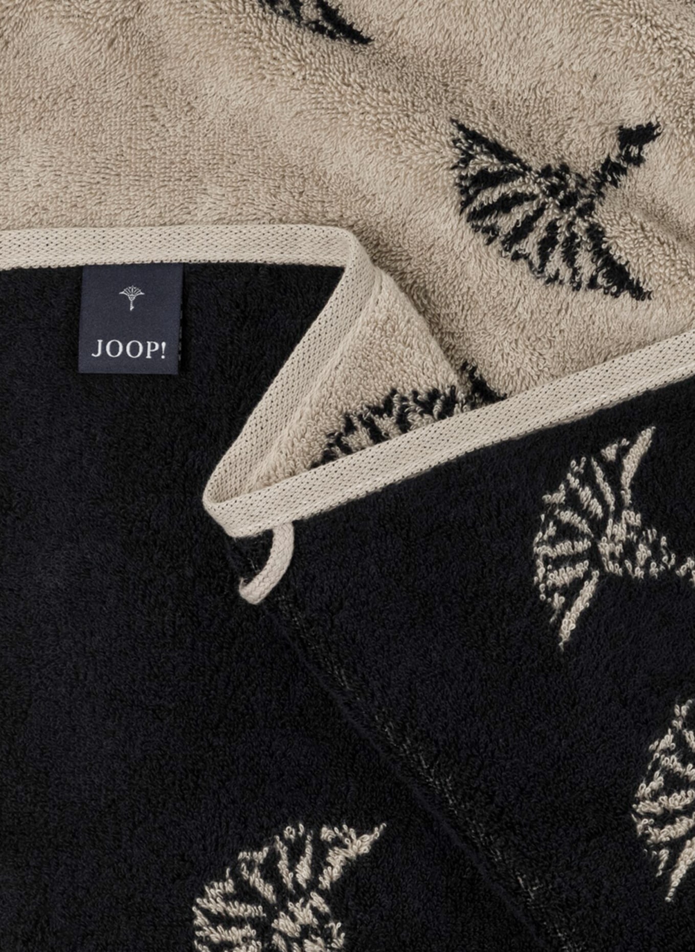 JOOP! Shower towel FADED CORNFLOWER, Color: BLACK/ BEIGE (Image 3)