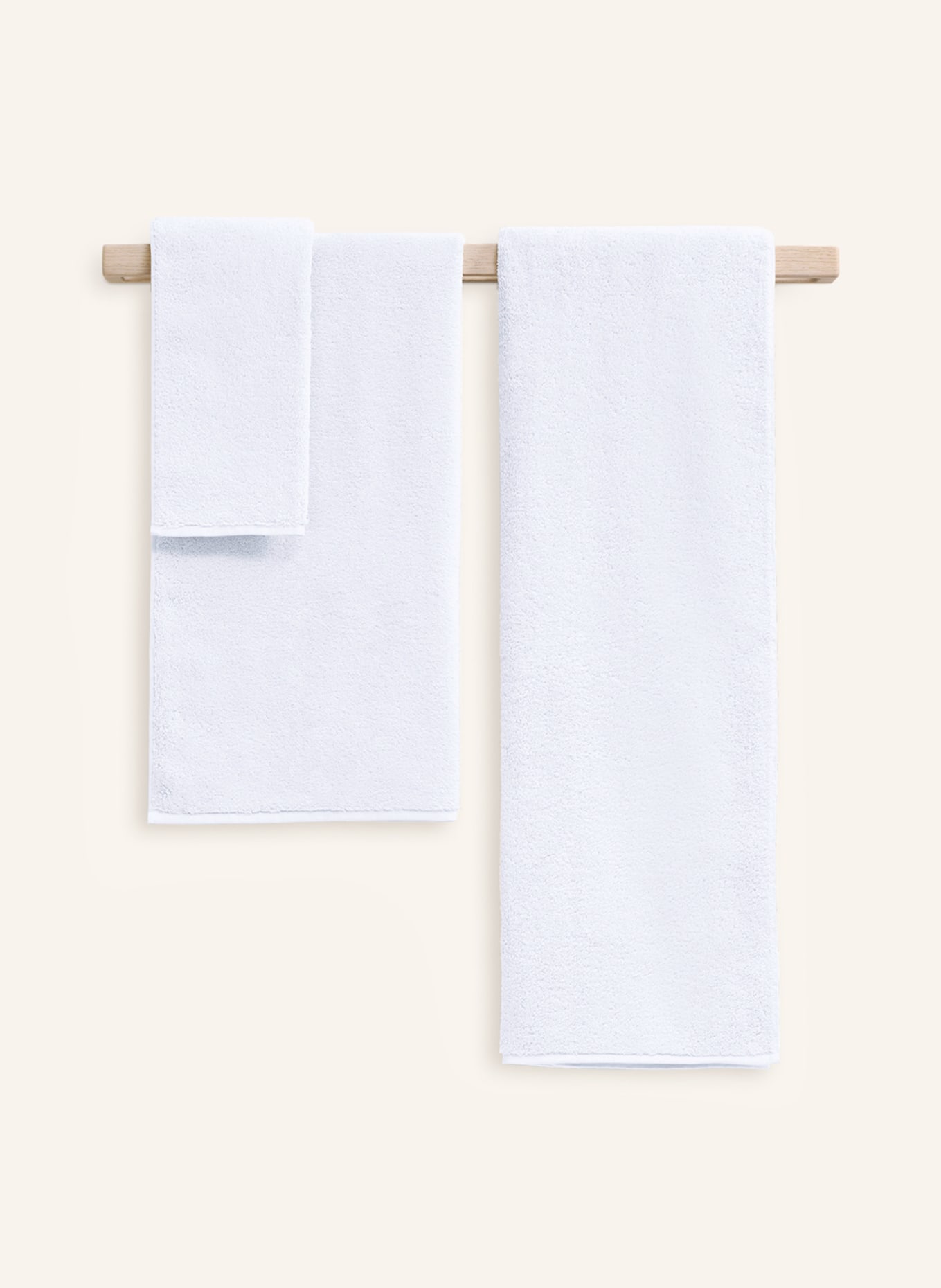 weseta switzerland Shower towel DREAM ROYAL, Color: 01 WEISS (Image 2)