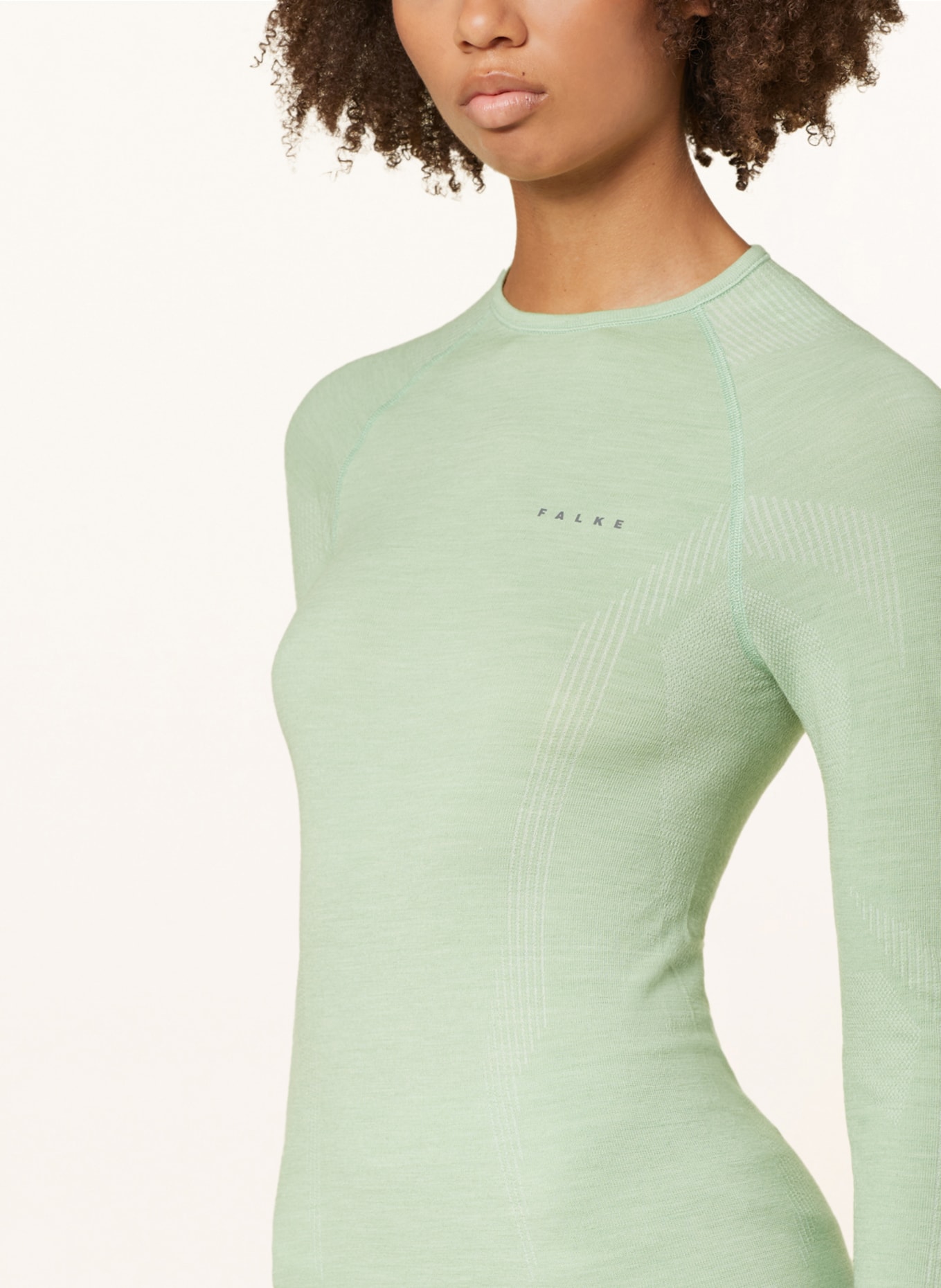 FALKE Functional underwear shirt WOOL-TECH with merino wool, Color: LIGHT GREEN (Image 4)