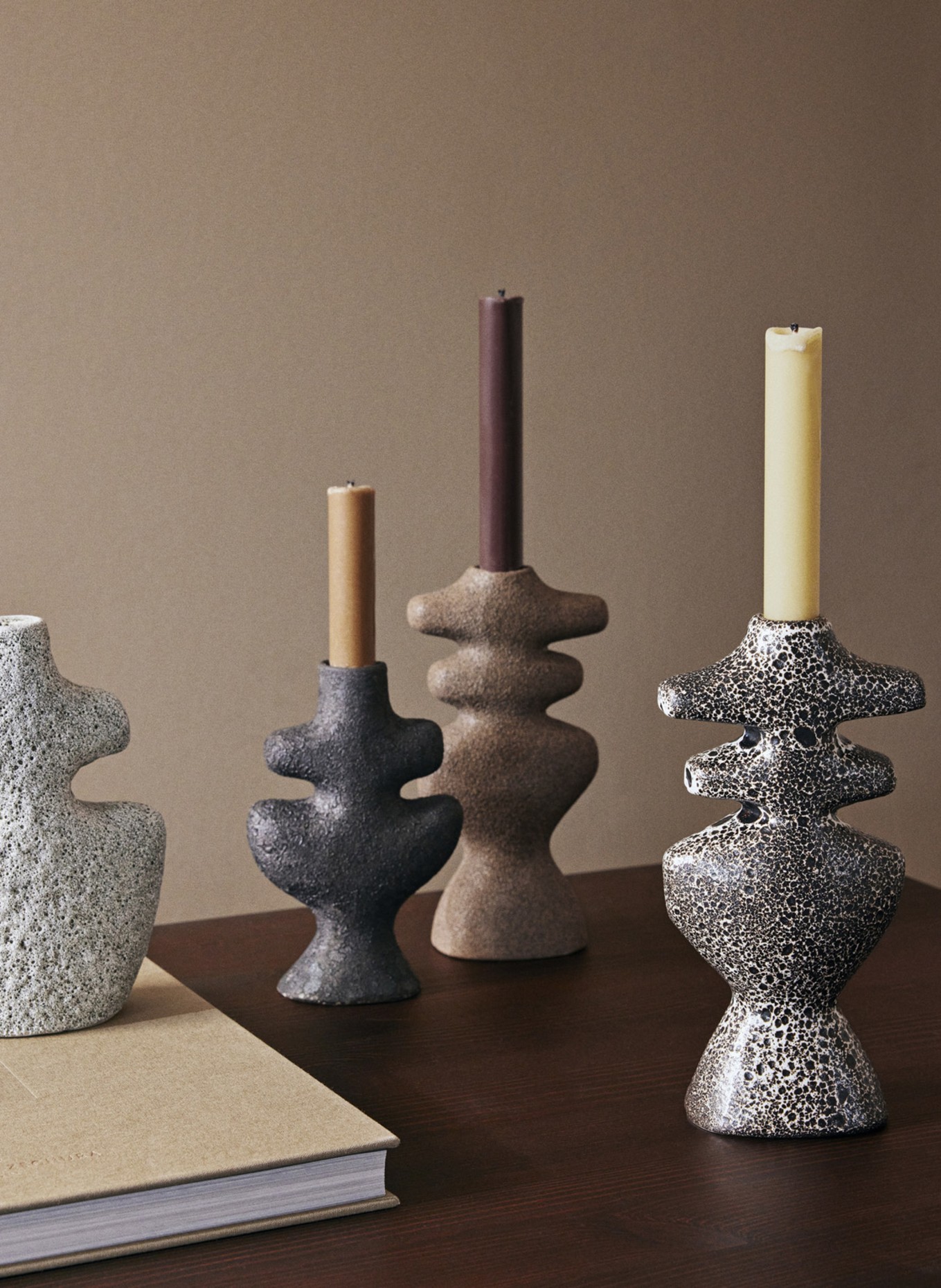 Ferm LIVING Candleholder YARA LARGE, Color: GRAY/ BROWN (Image 3)