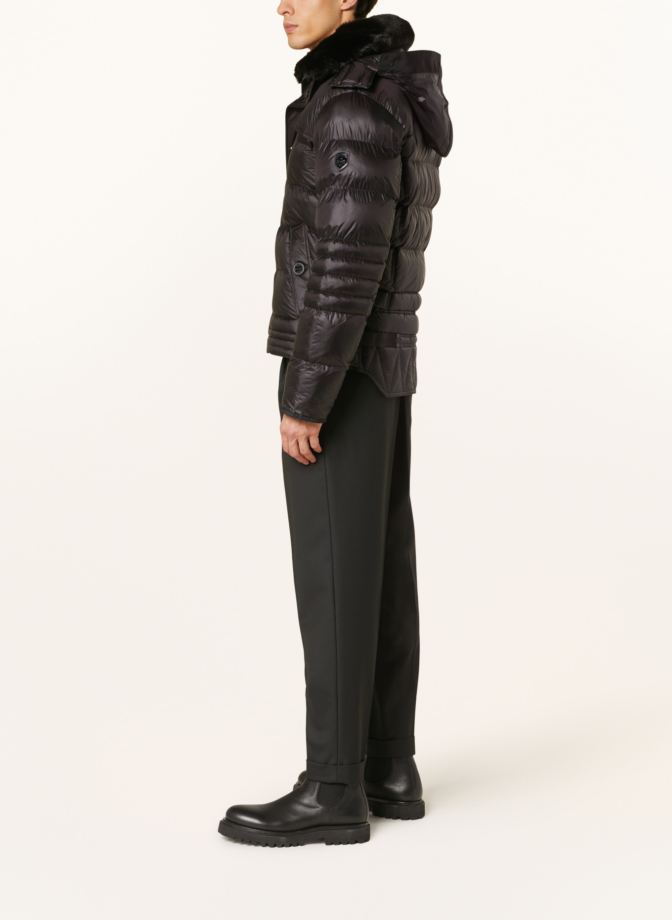 WELLENSTEYN Prošívaná bunda STARSTREAM s odnímatelnou kapucí a umělou kožešinou, Barva: ČERNÁ (Obrázek 4)
