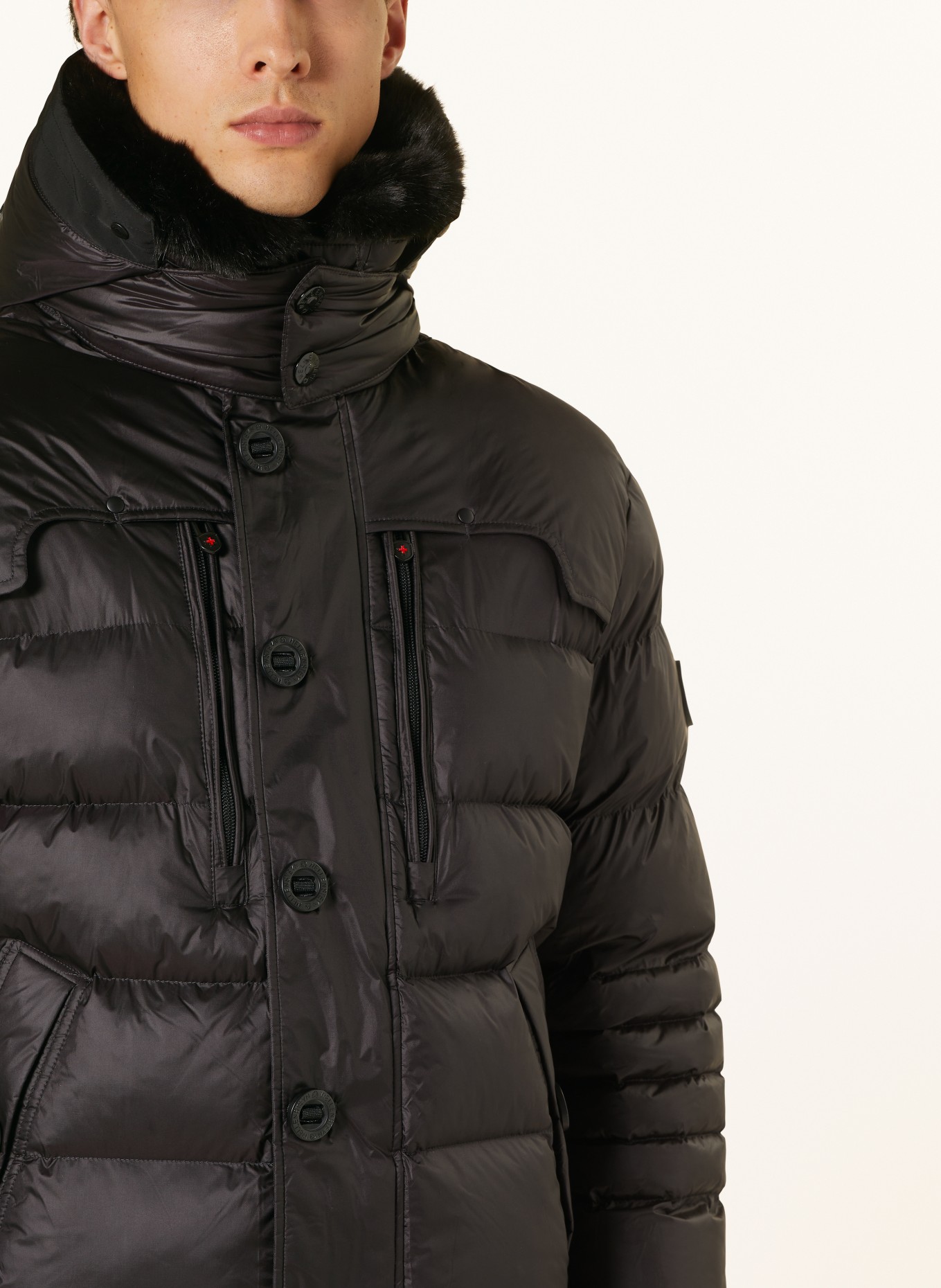 WELLENSTEYN Prošívaná bunda STARSTREAM s odnímatelnou kapucí a umělou kožešinou, Barva: ČERNÁ (Obrázek 5)