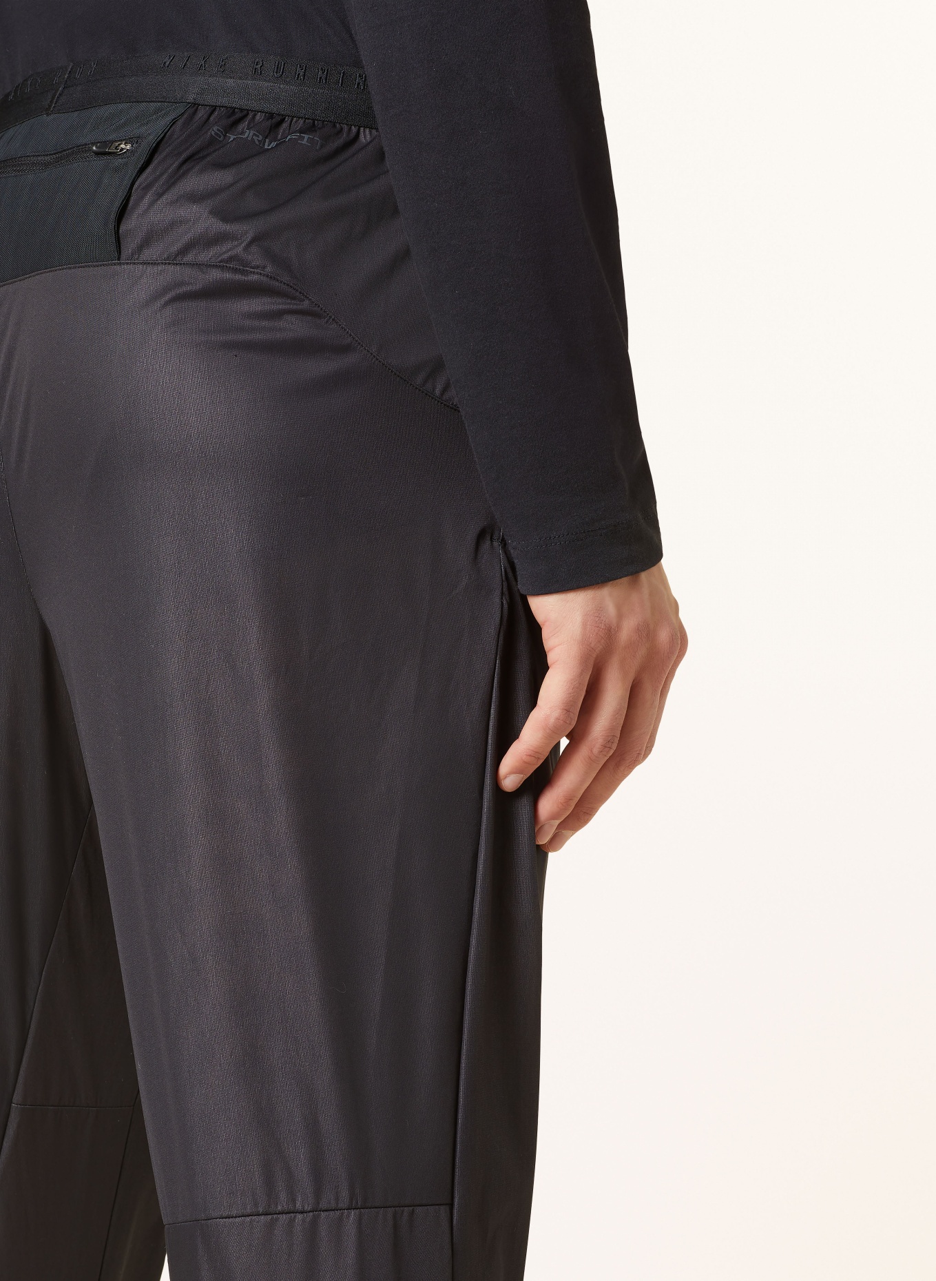 Nike storm online fit trousers