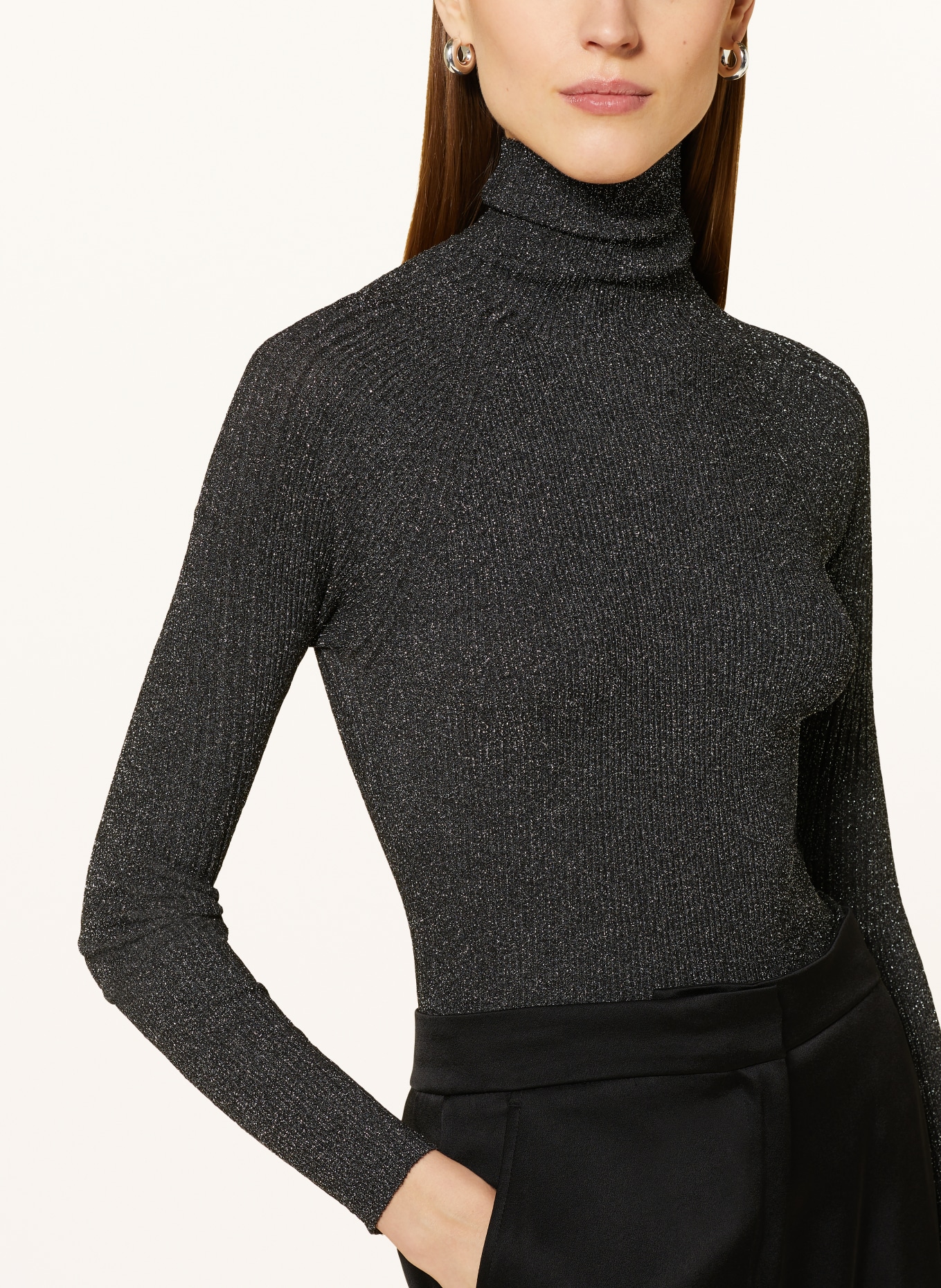 Glitter turtleneck 2025