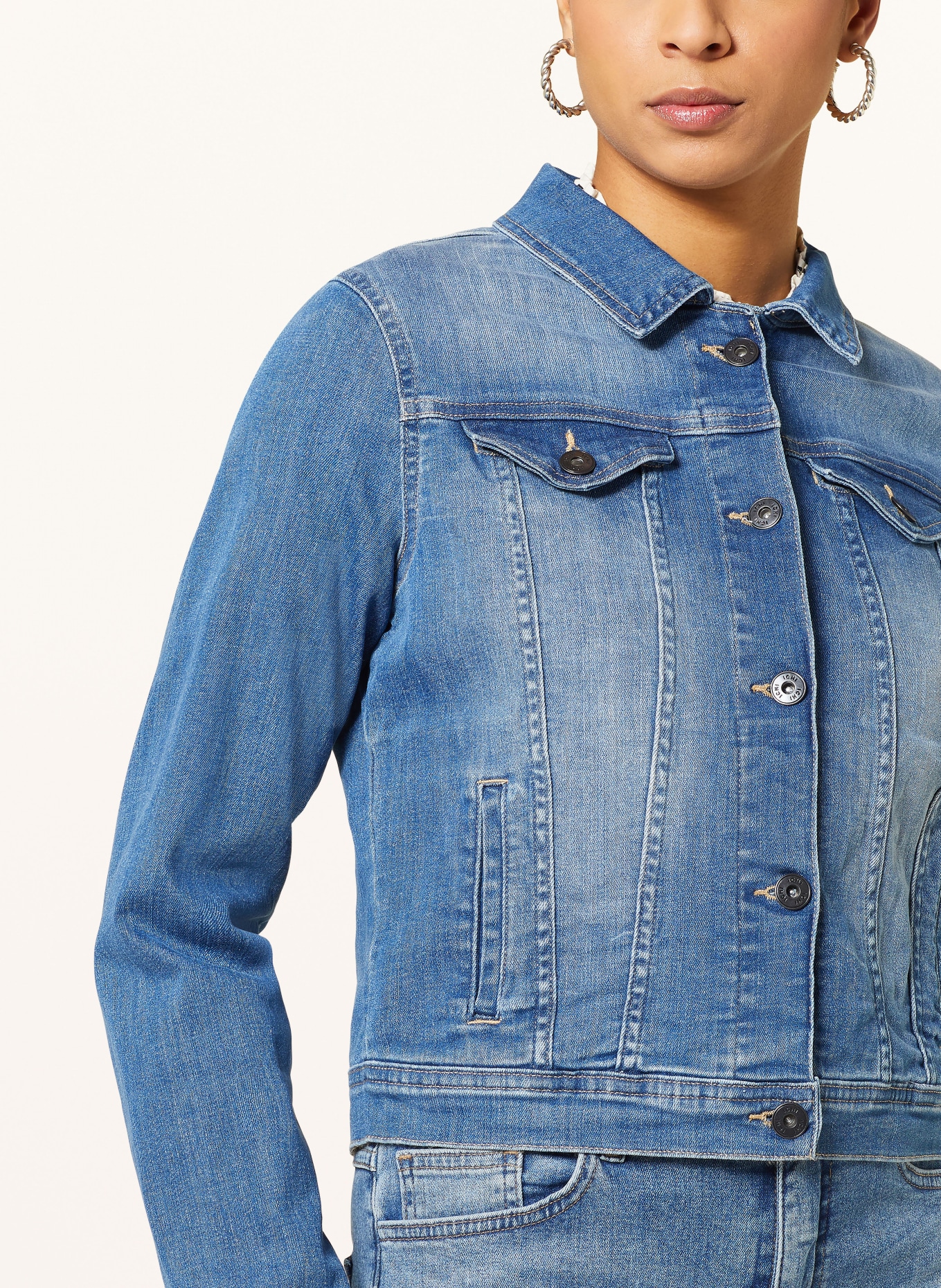 https://www.breuninger.com/lu/en/b/ichi/denim-jacket-ihstampe/1001522562/p/