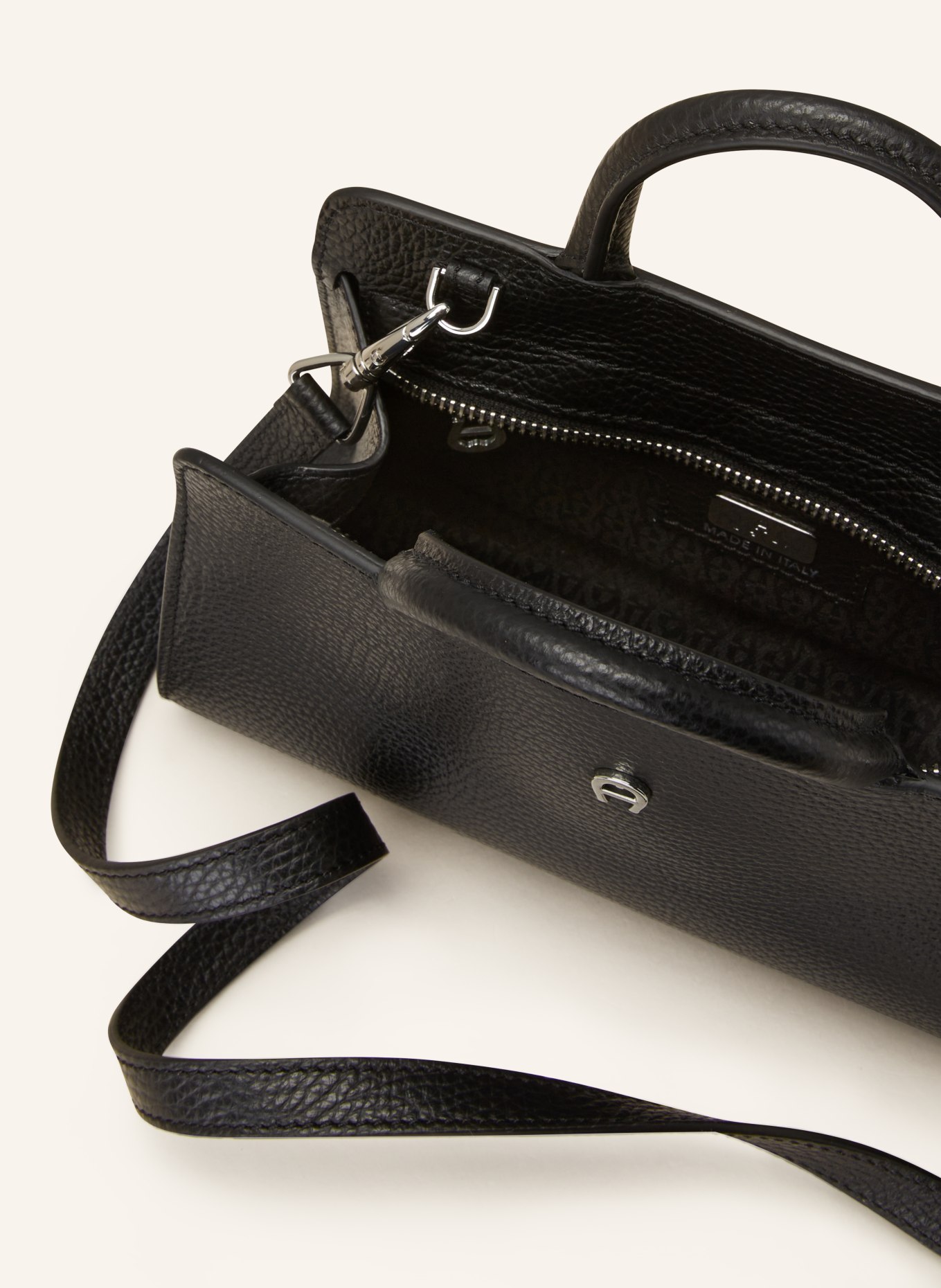 AIGNER Handbag CYBILL, Color: BLACK (Image 3)