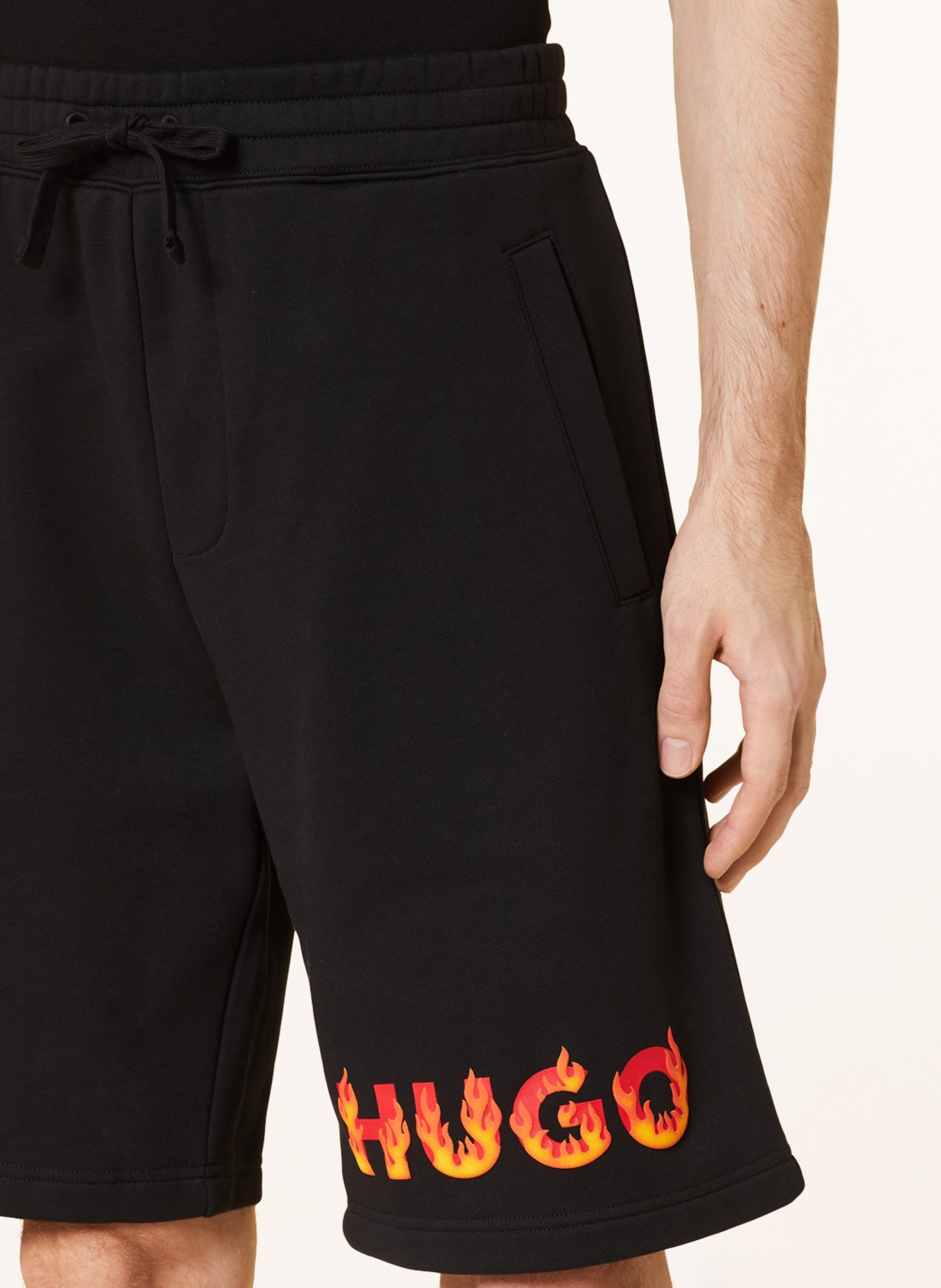 HUGO Sweat shorts DINQUE in black