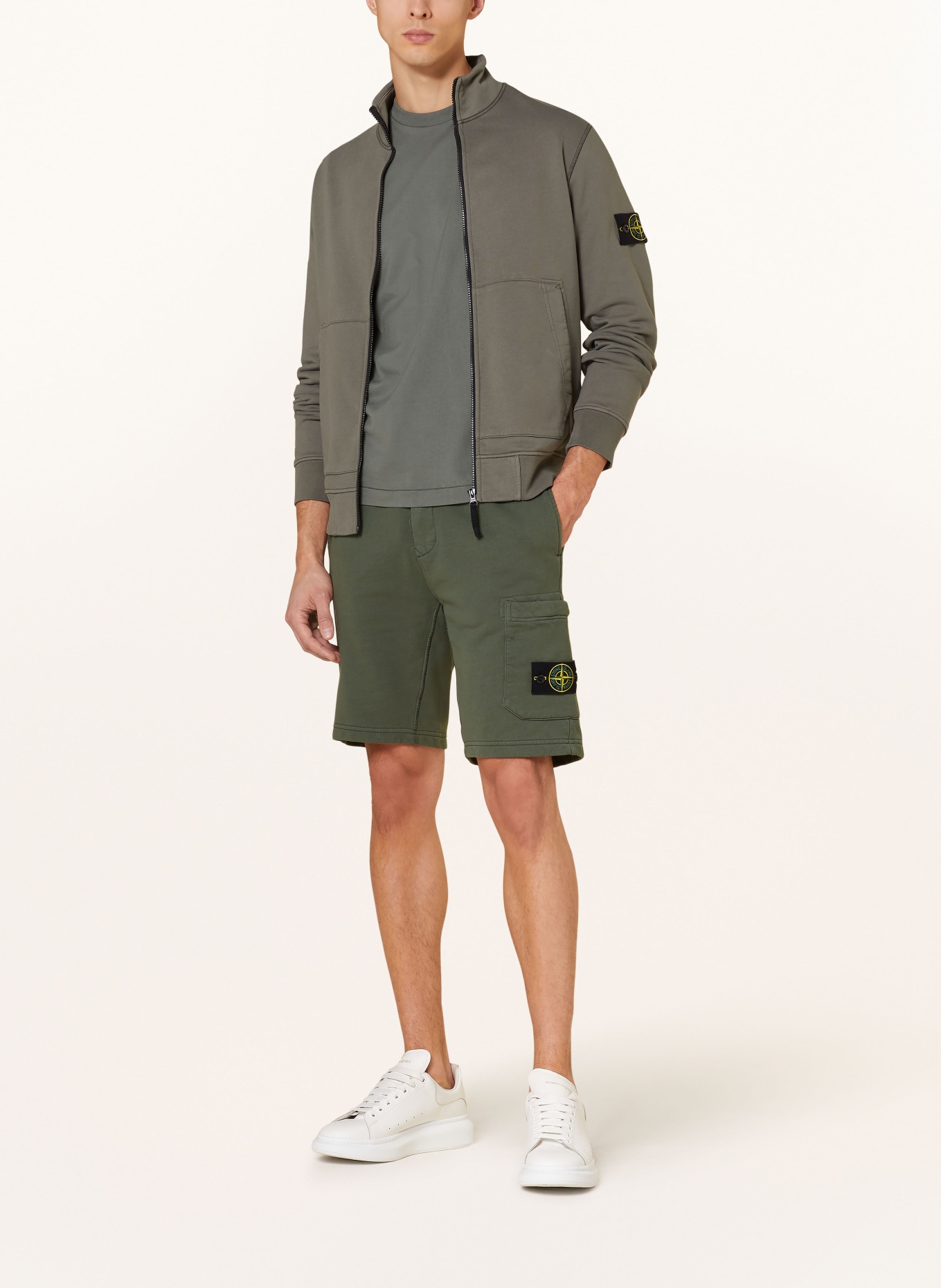 Khaki stone island shorts outlet