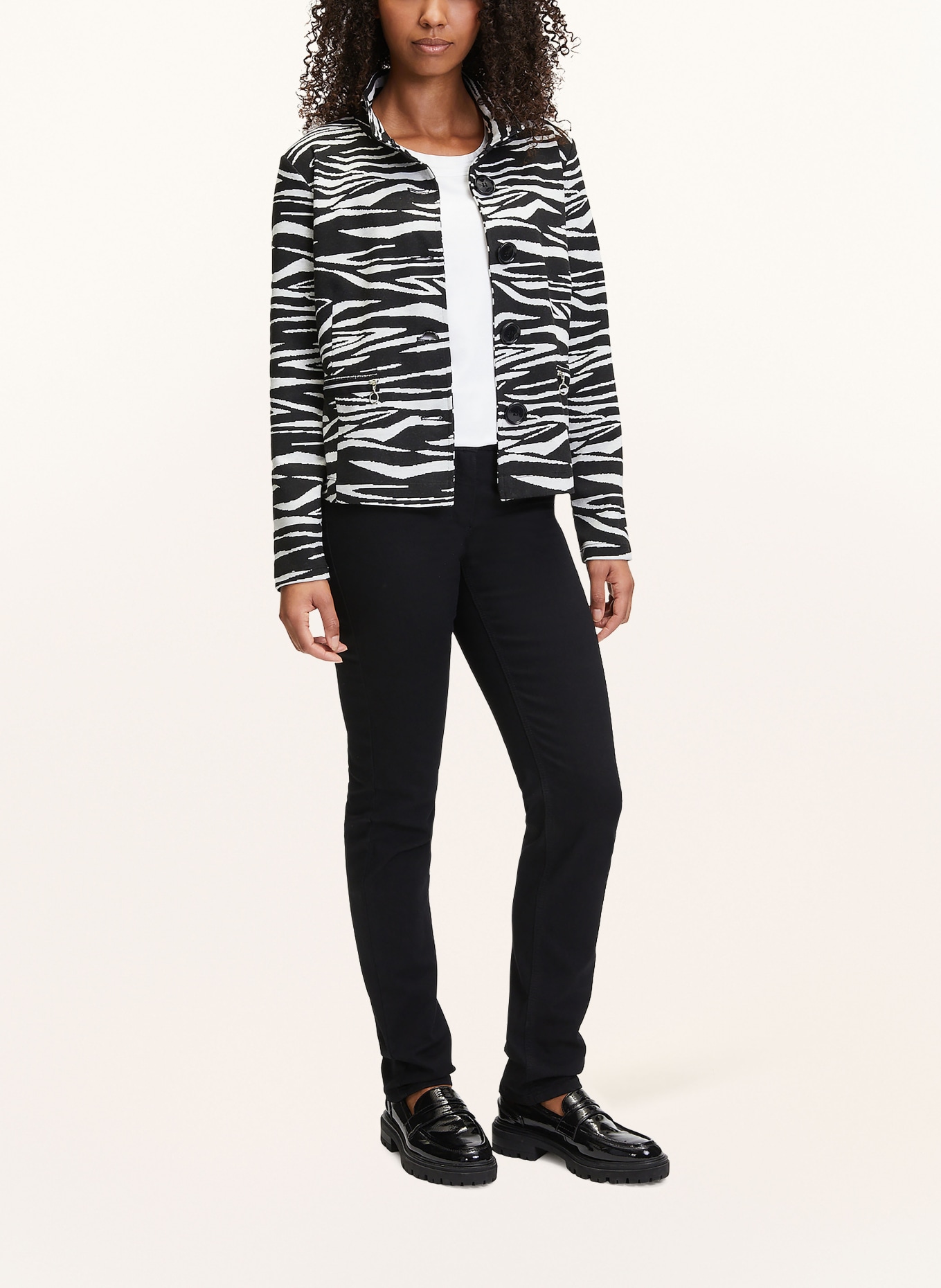 Betty Barclay Jersey jacket with decorative gems, Color: BLACK/ WHITE (Image 2)