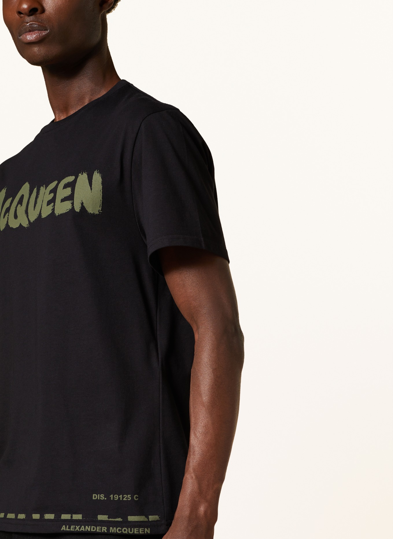 Alexander mcqueen best sale black t shirt