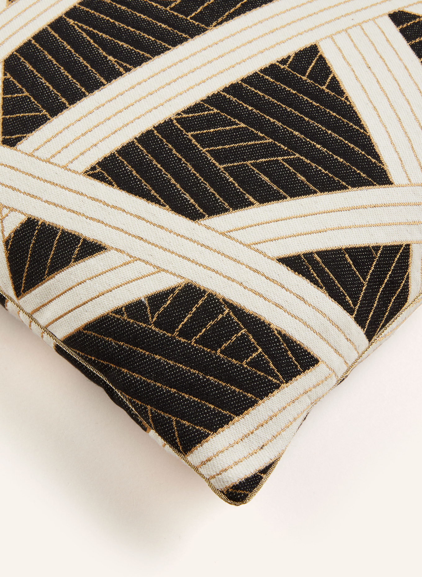 MISSONI Home Decorative cushions NASTRI, Color: BLACK/ CREAM/ DARK YELLOW (Image 3)