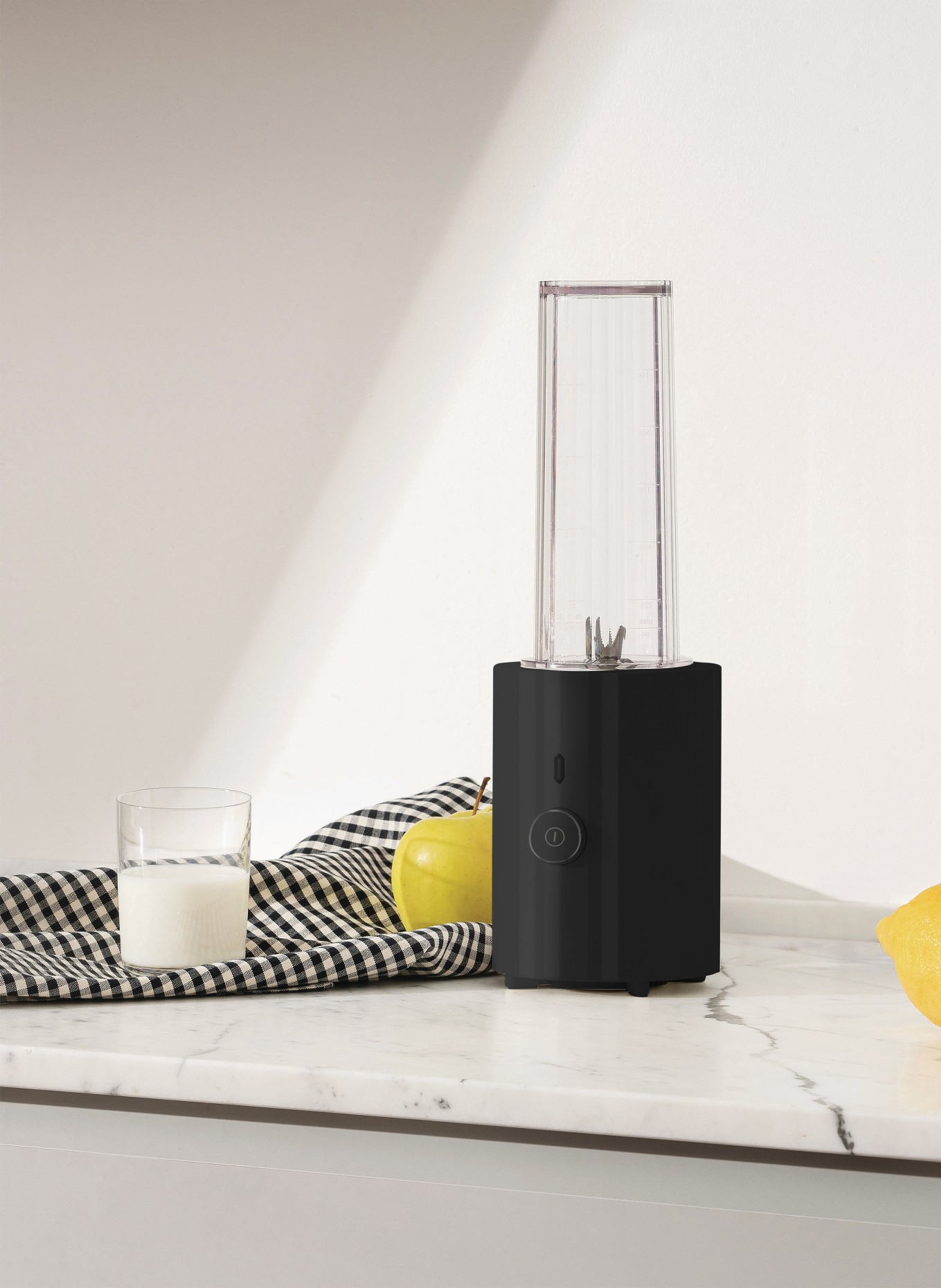 ALESSI Blender kielichowy PLISSÈ: CZARNY