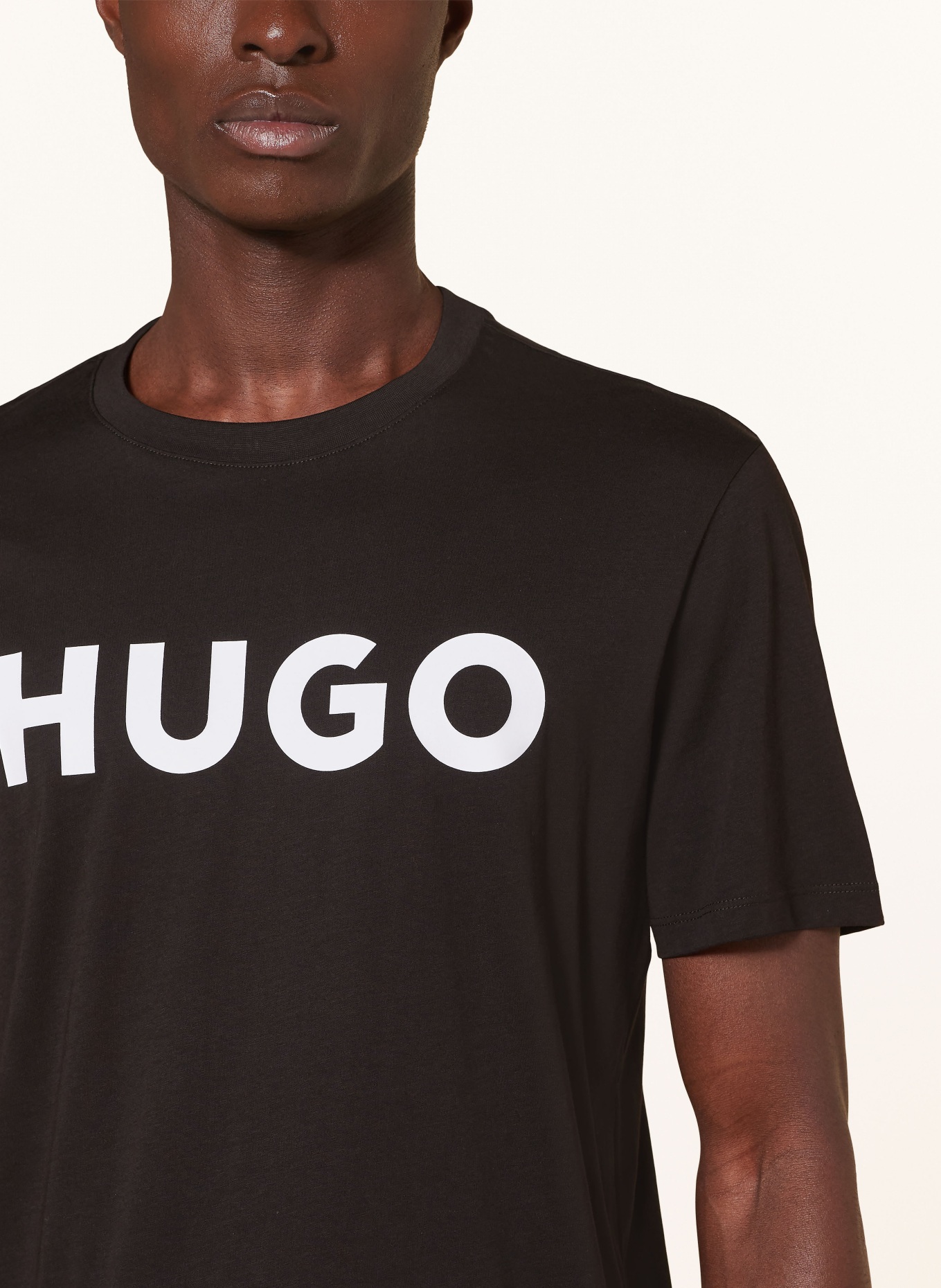 HUGO T-Shirt DULIVIO, Farbe: SCHWARZ (Bild 4)