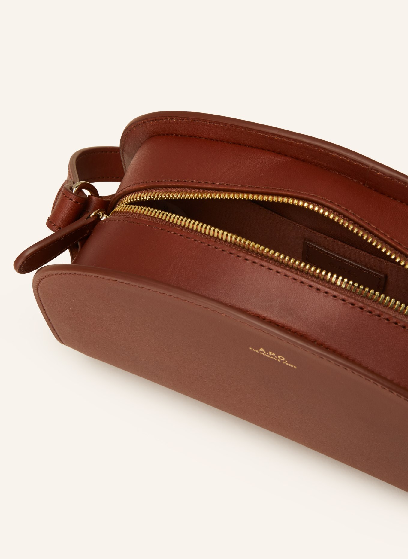 A.P.C. Umhängetasche LUNE: BRAUN