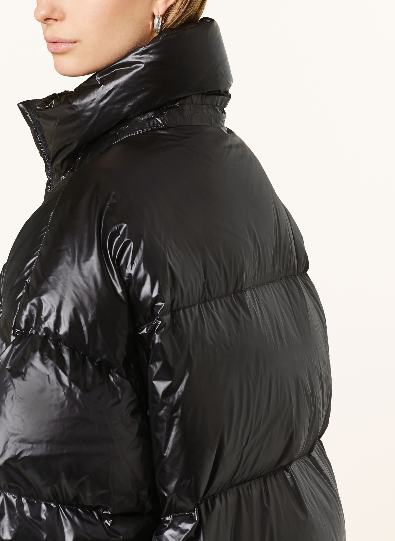 adidas Originals Péřový kabát s odnímatelnou kapucí, Barva: ČERNÁ (Obrázek 6)