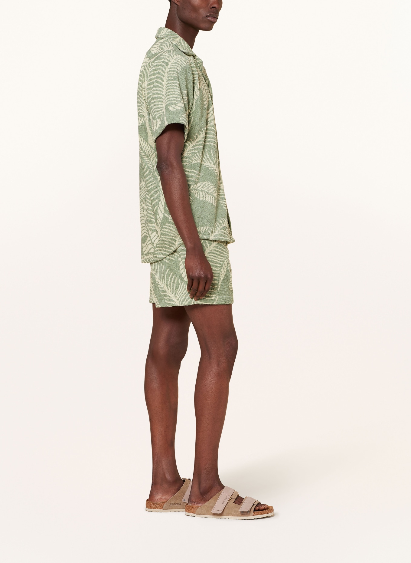 OAS Terry cloth shorts BANANA LEAF, Color: LIGHT GREEN/ CREAM (Image 4)
