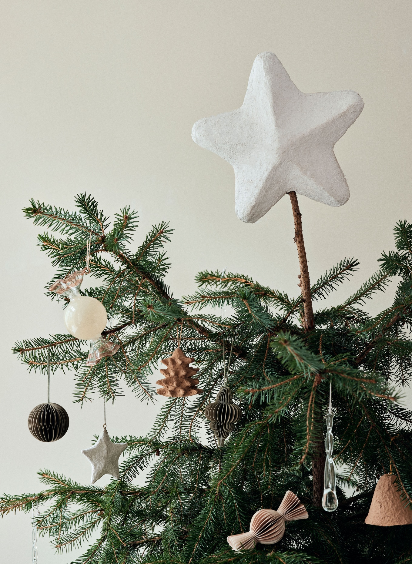 BROSTE COPENHAGEN Špička na vánoční stromek PULP: BÍLÁ