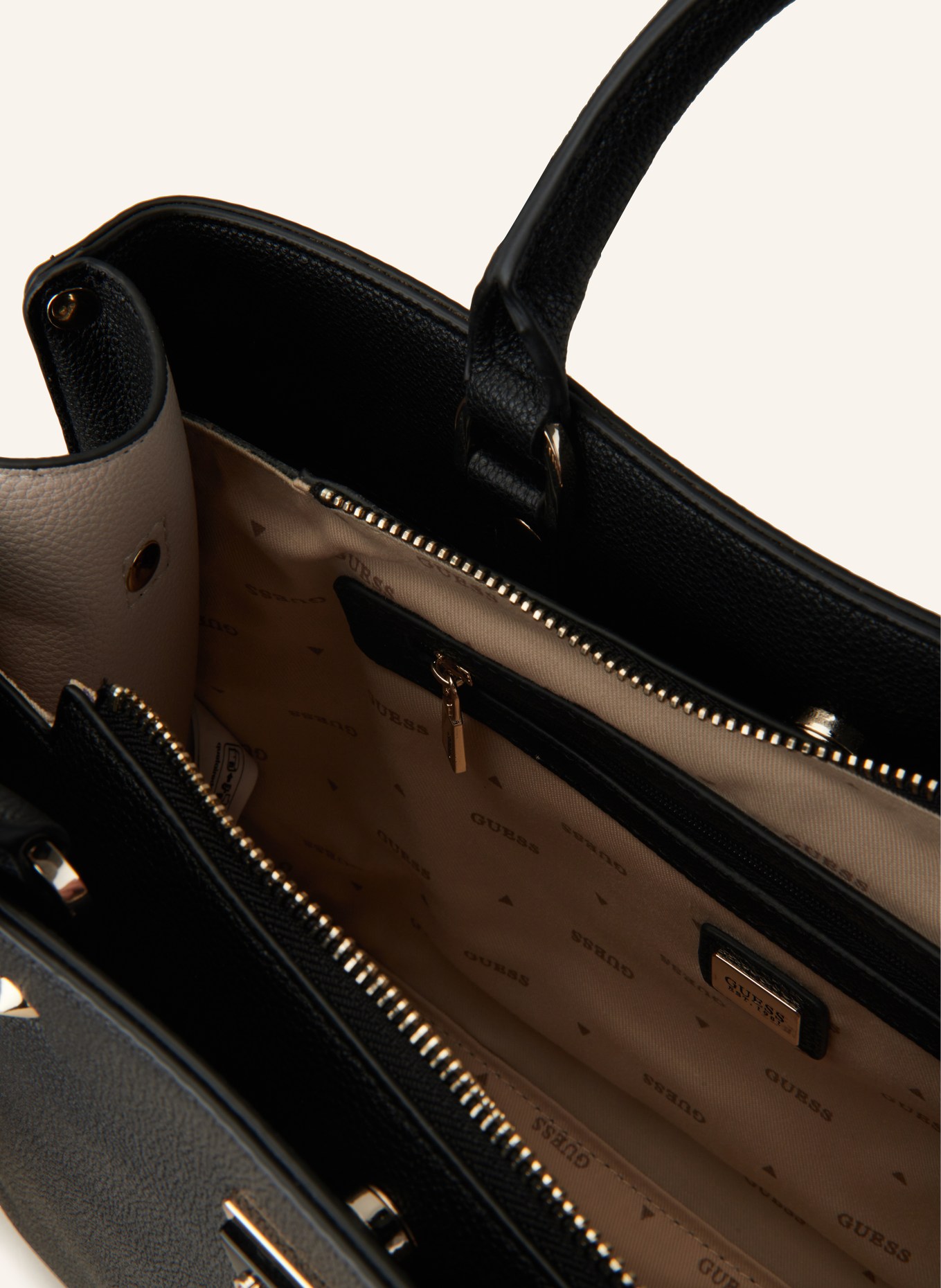 GUESS Handbag MERIDIAN with rivets, Color: BLACK (Image 3)