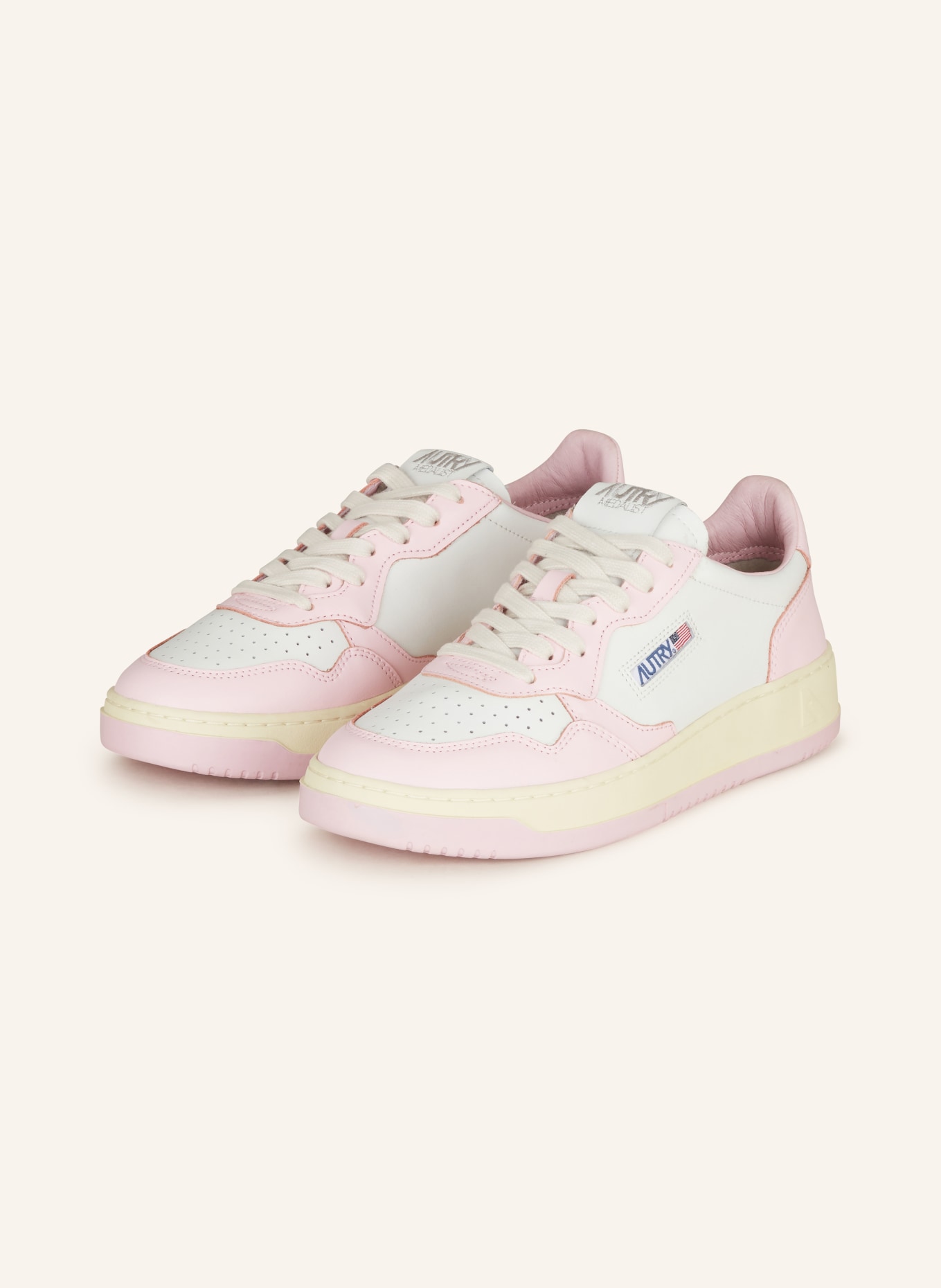 AUTRY MEDALIST LOW WB sneaker, Color: WHITE/ PINK (Image 1)