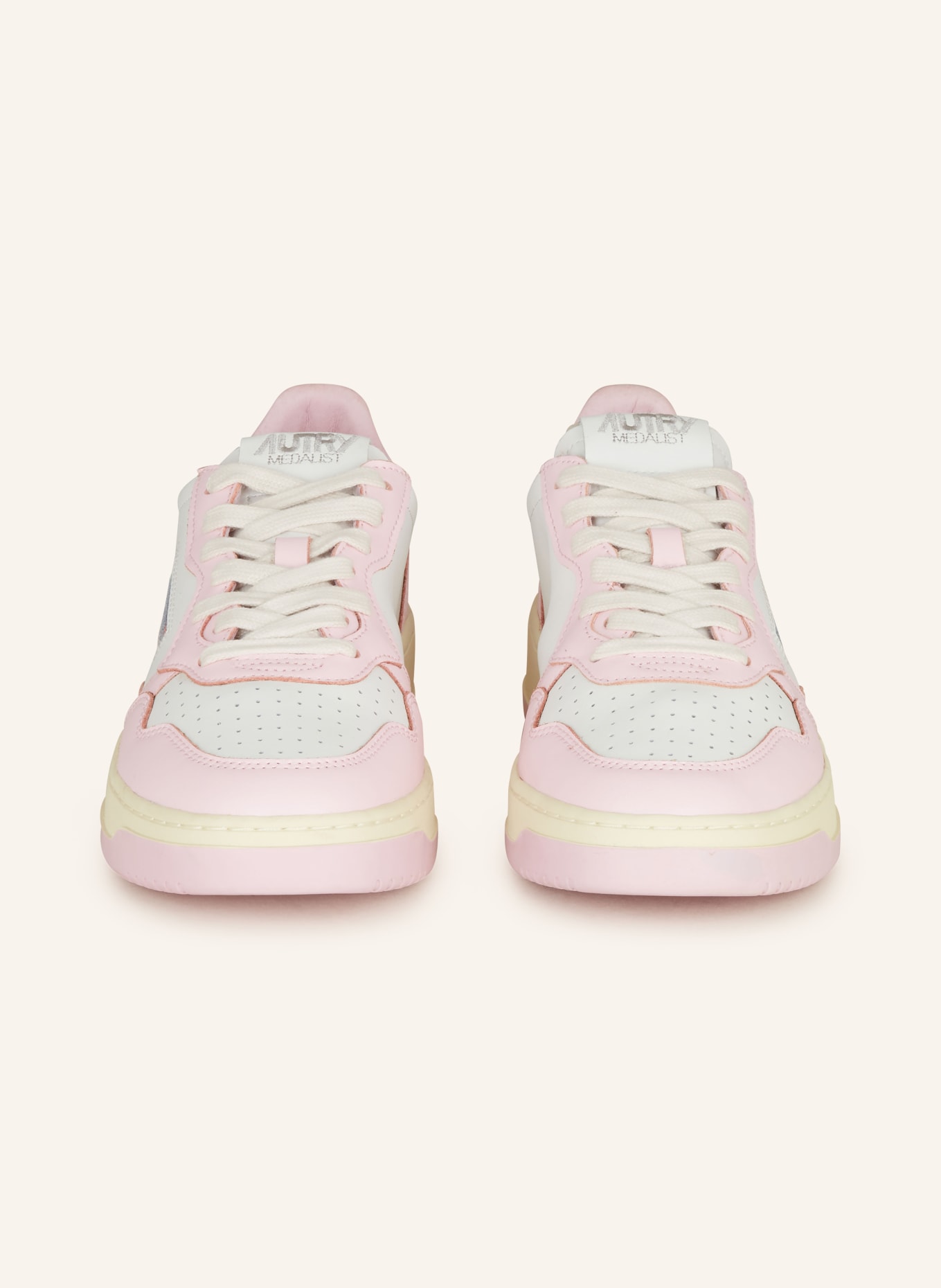 AUTRY MEDALIST LOW WB sneaker, Color: WHITE/ PINK (Image 3)