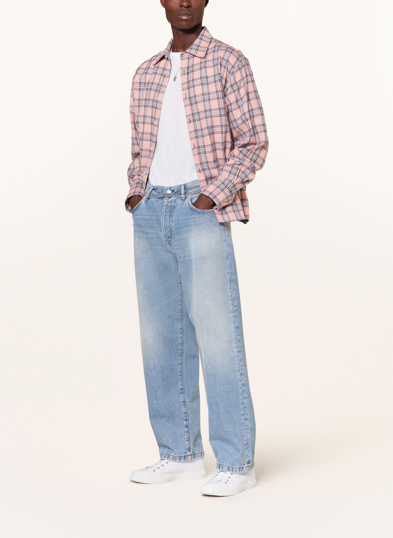 Acne Studios Jeans Regular Fit, Farbe: LIGHT BLUE (Bild 2)