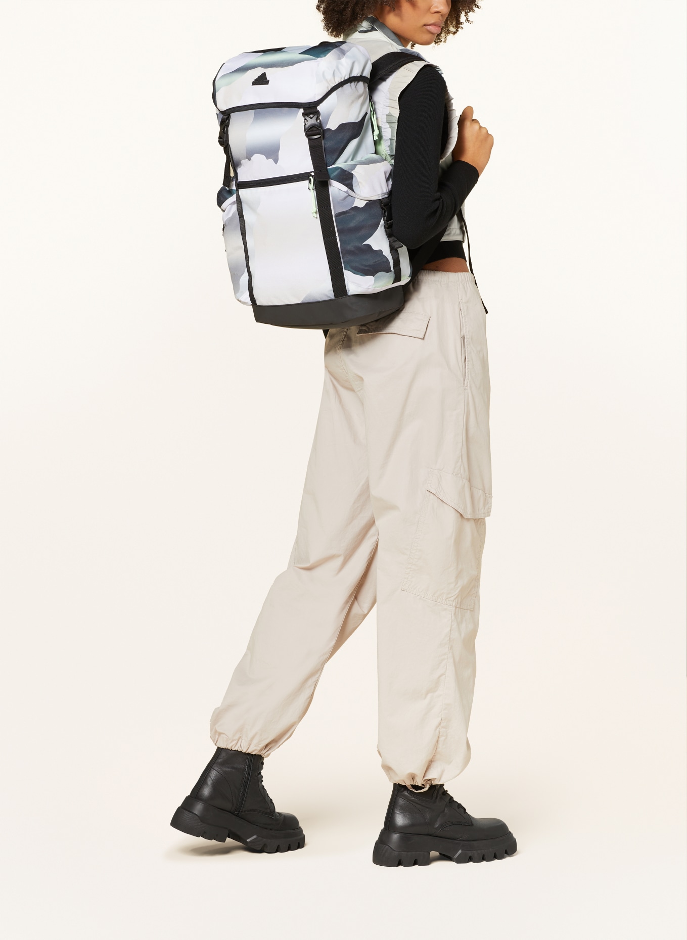 adidas Plecak 30 l z kieszenią na laptop, Kolor: ZIELONY/ BIAŁY (Obrazek 6)
