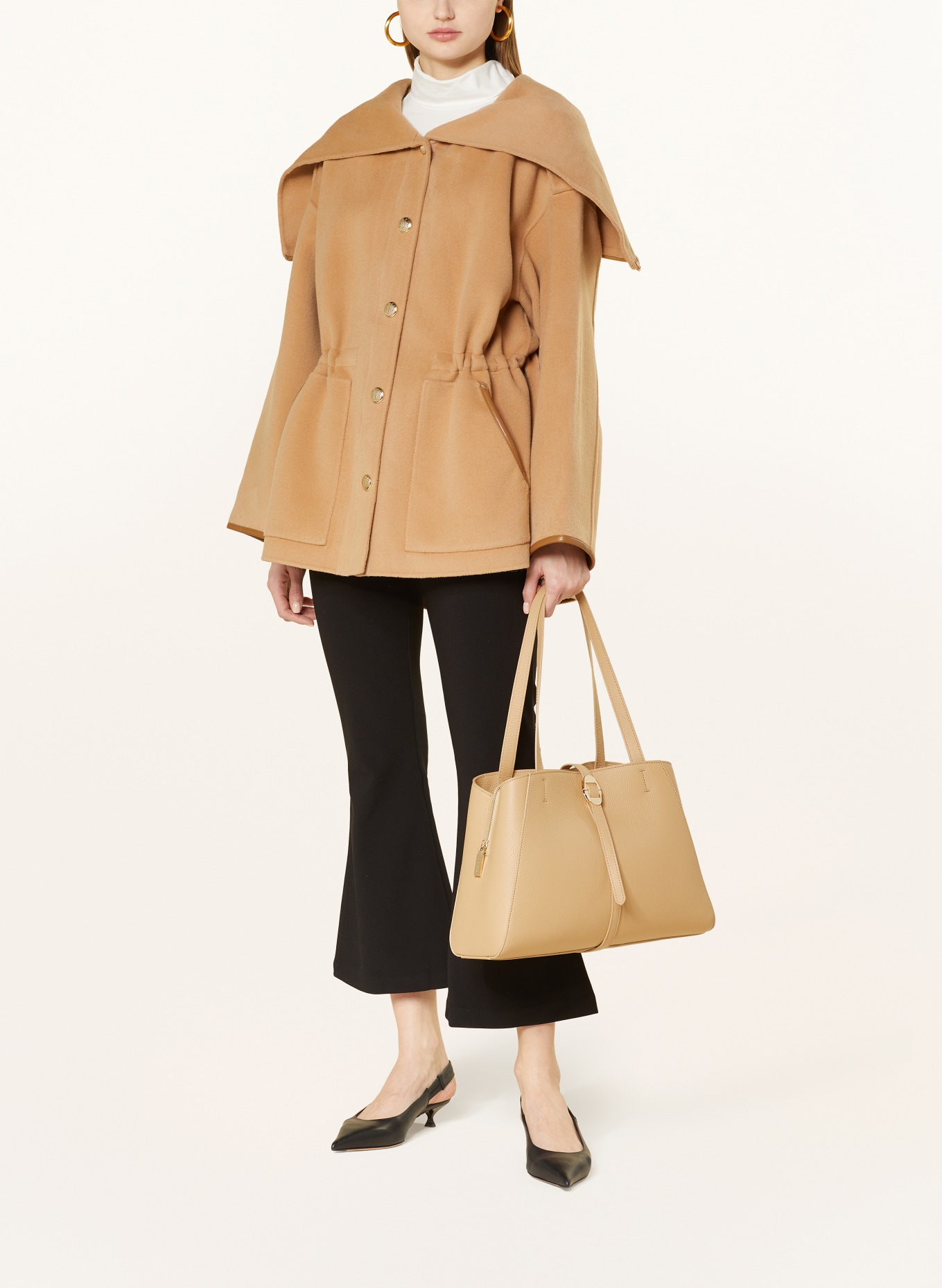COCCINELLE Shoulder bag CHARA, Color: CAMEL (Image 4)