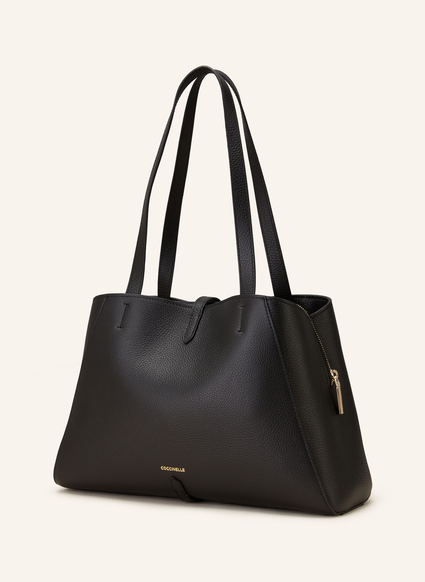 COCCINELLE Torba na ramię CHARA: CZARNY