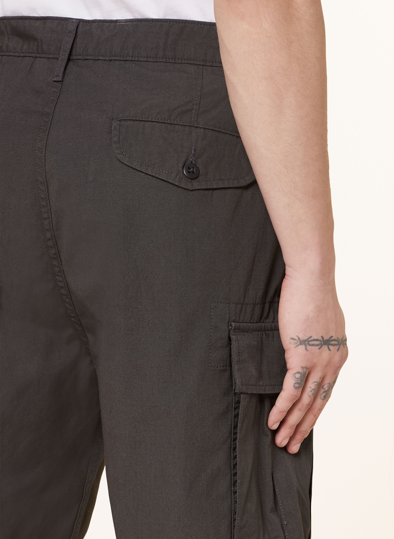 Levi's® Cargo shorts CARRIER loose fit, Color: DARK GRAY (Image 6)