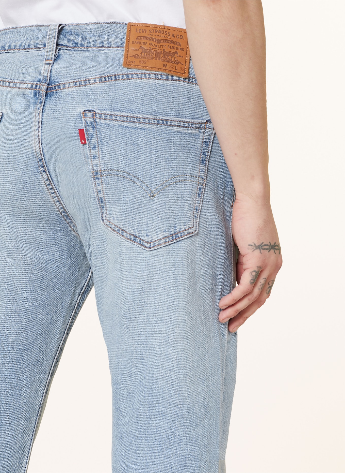 Levi's® Jeans 502 TAPER Regular Fit, Farbe: 17 Med Indigo - Worn In (Bild 6)