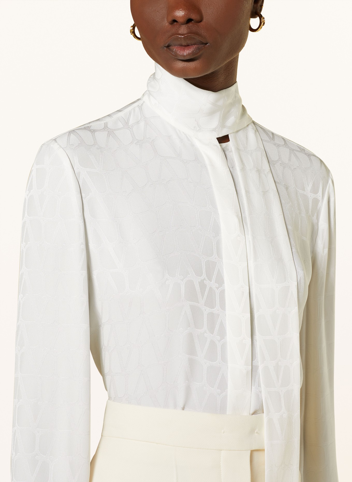 VALENTINO Bow-tie blouse in silk, Color: WHITE (Image 4)