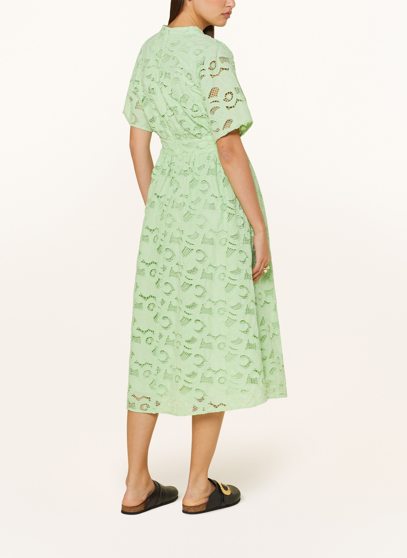MRS & HUGS Sukienka z dziurkowanej koronki, Kolor: JASNOZIELONY (Obrazek 3)