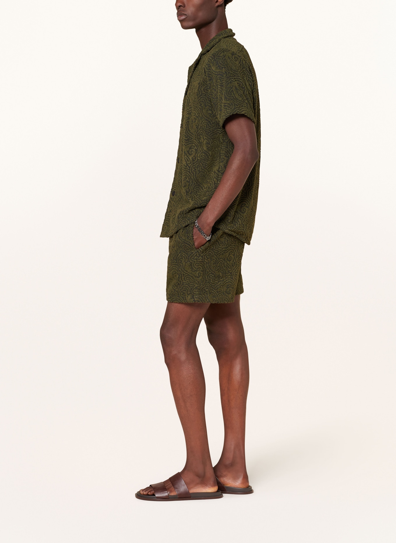 OAS Terry cloth shorts SQUIGGLE, Color: DARK GREEN/ GREEN (Image 4)