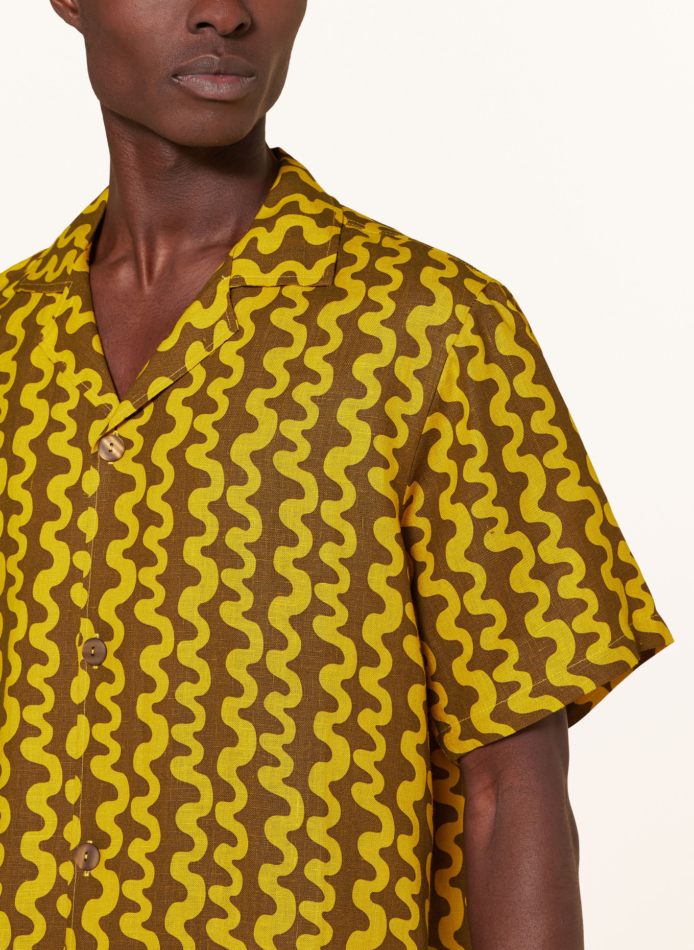OAS Resort shirt TWINE comfort fit in linen, Color: YELLOW/ BROWN (Image 4)