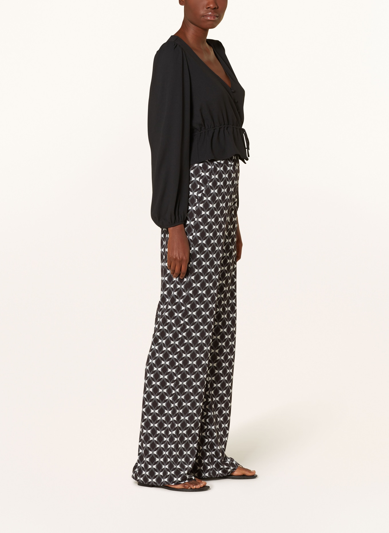 MAC Wide leg trousers CHIARA made of jersey, Color: BLACK/ WHITE (Image 4)