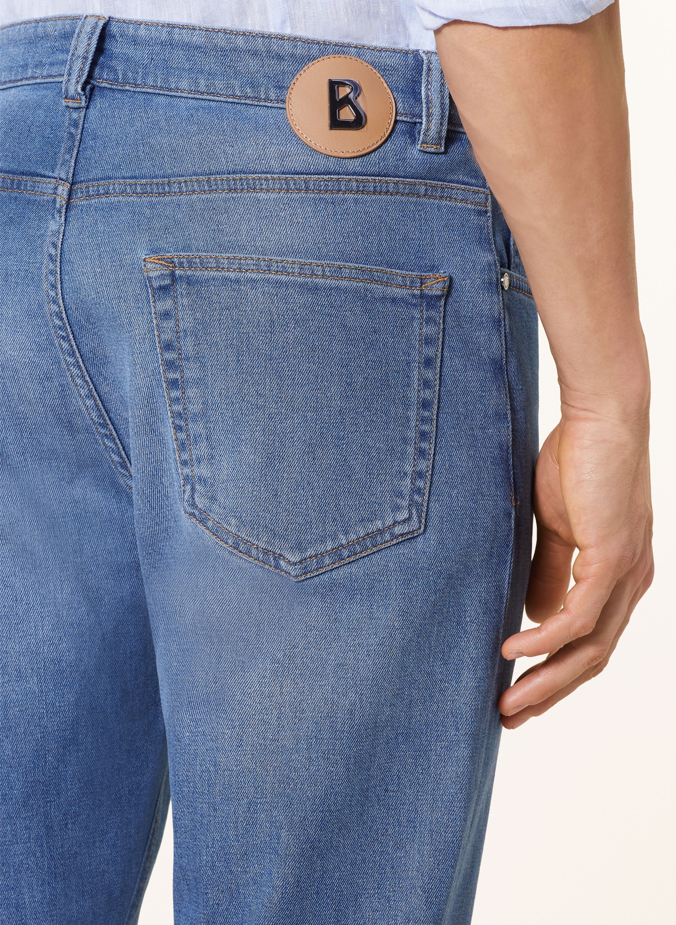 BOGNER Jeans BRIAN Tapered Fit, Farbe: 414 smokey blue (Bild 6)