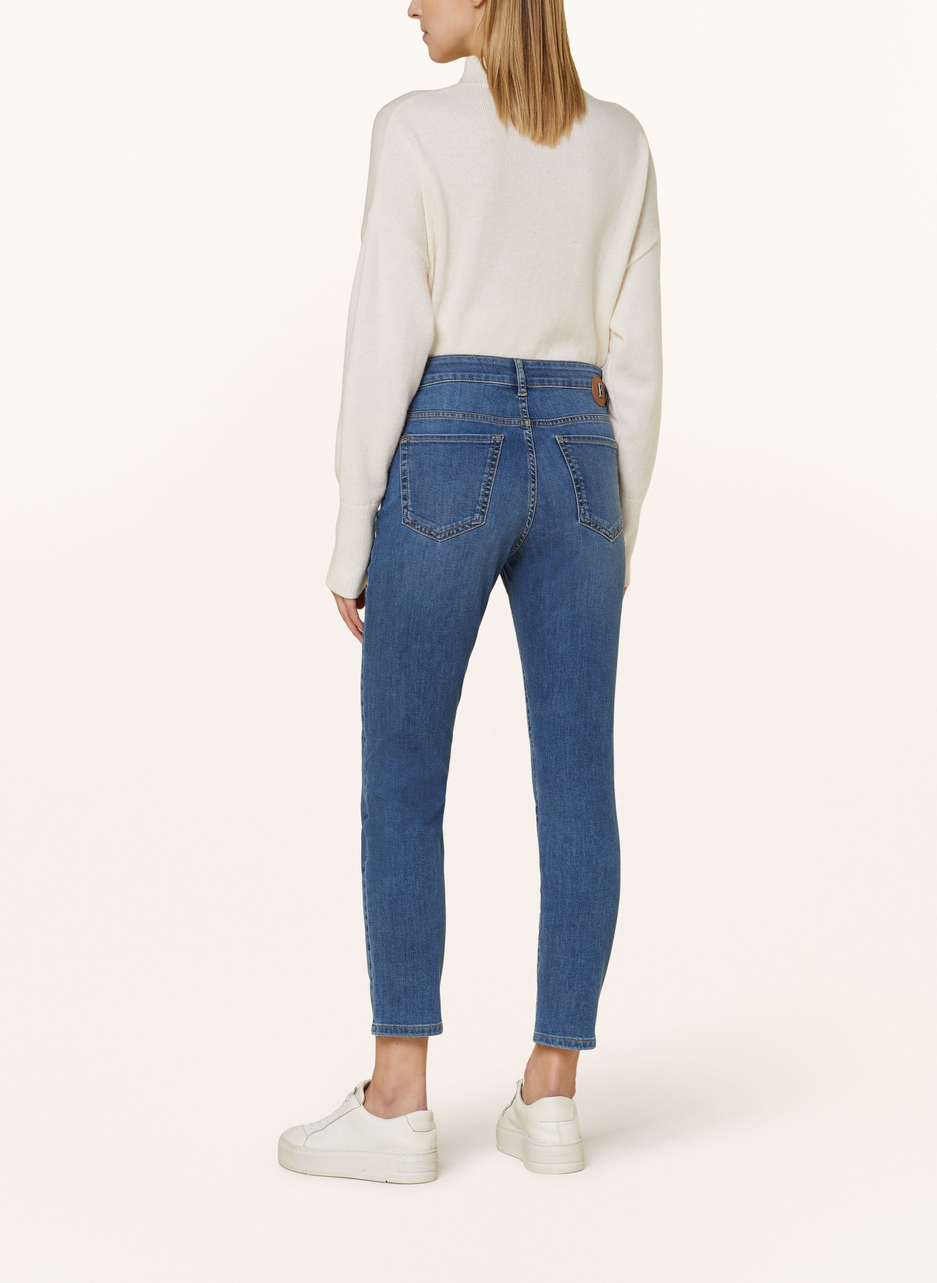 BOGNER 7/8 jeans JULIE-C, Color: 421 denim light mid (Image 3)