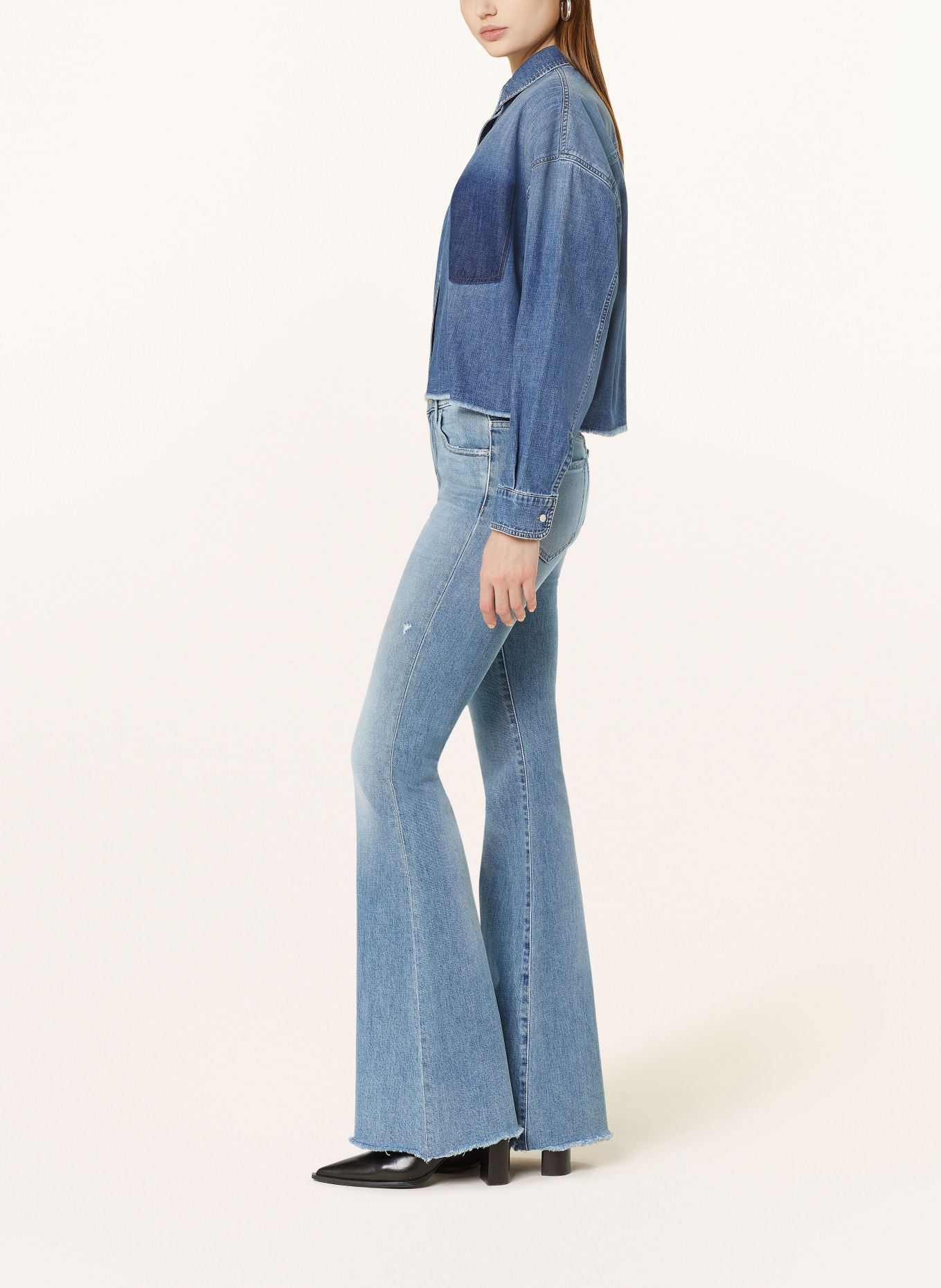 THE.NIM STANDARD Flared Jeans KYLIE, Farbe: W837-VLG LIGHT BLUE (Bild 4)