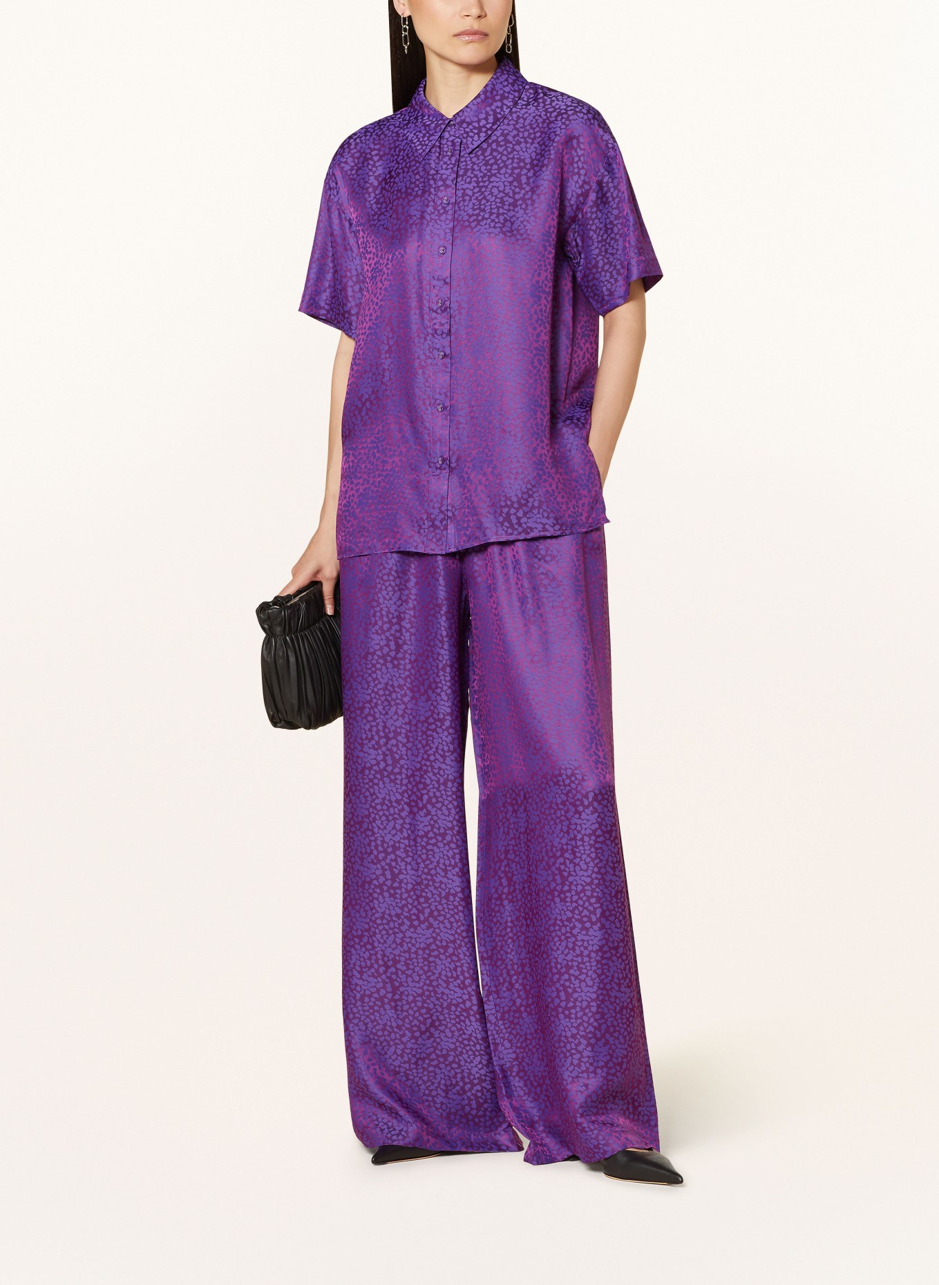 MRS & HUGS Jogger style trousers with silk, Color: DARK PURPLE (Image 2)