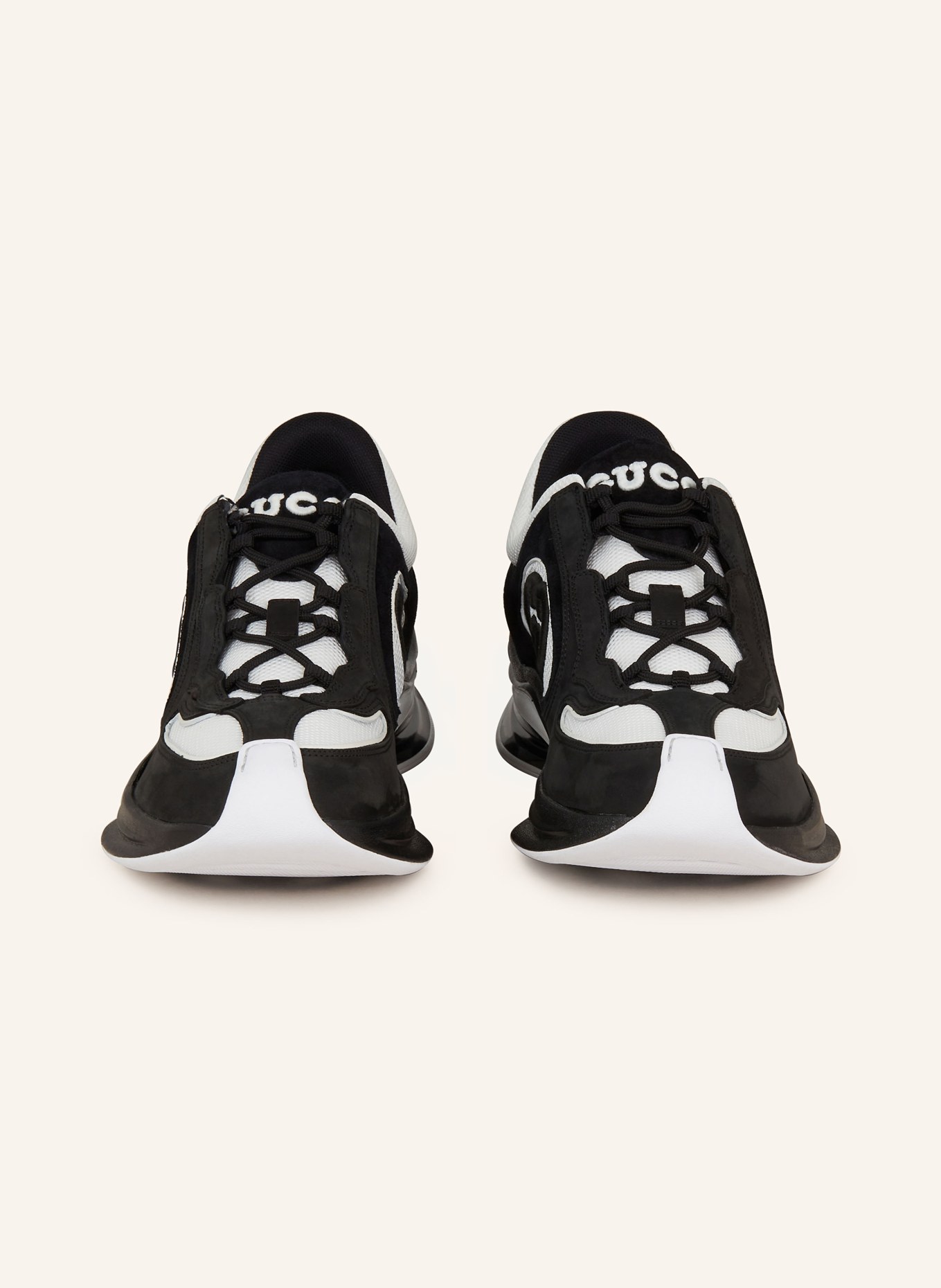 GUCCI Sneakersy RUN PREMIUM, Kolor: 1089 BLACK WHITE (Obrazek 3)