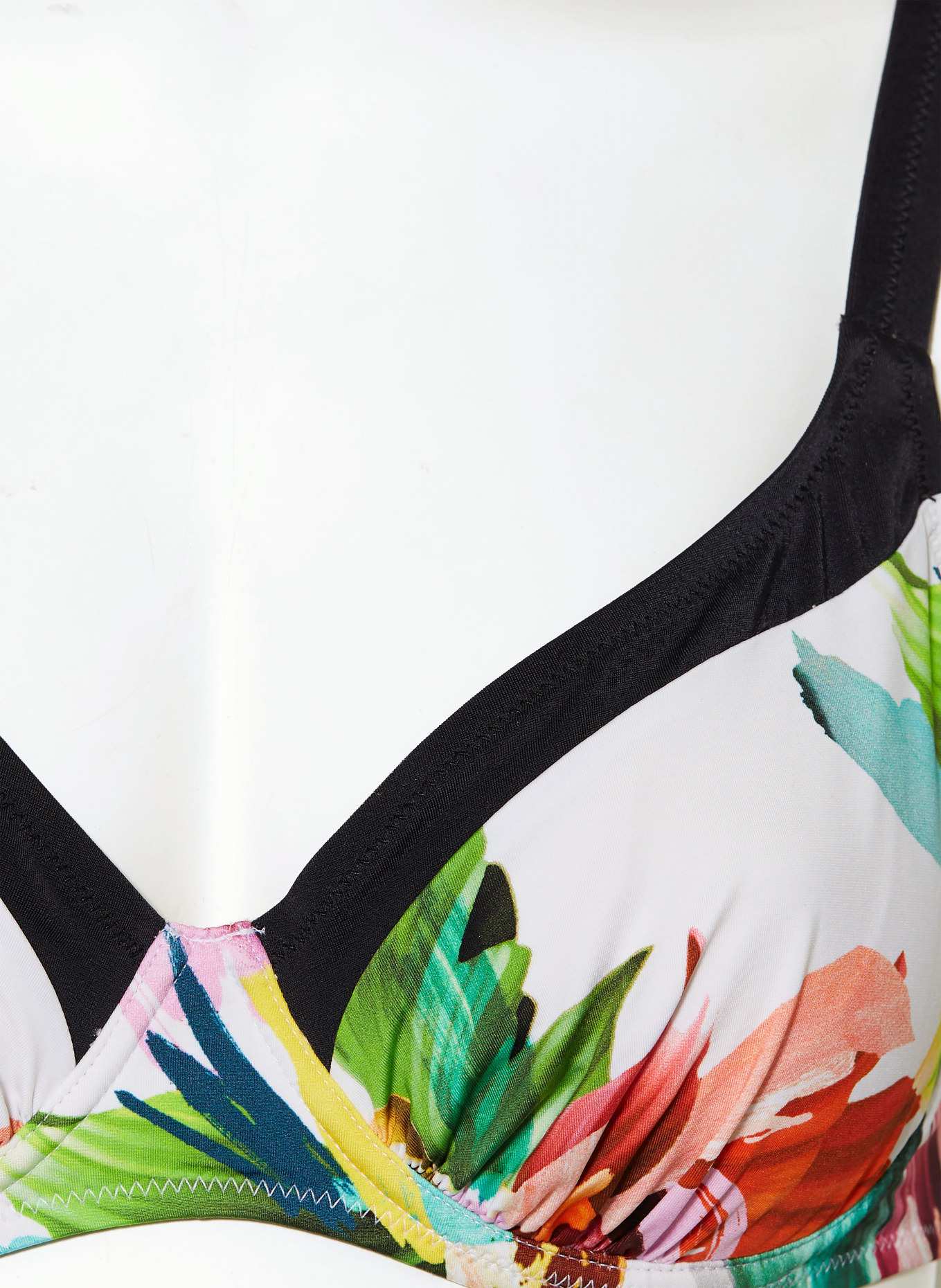 Charmline Bikini z fiszbinami FLORAL RAINBOWS, Kolor: BIAŁY/ CZARNY/ ZIELONY (Obrazek 4)