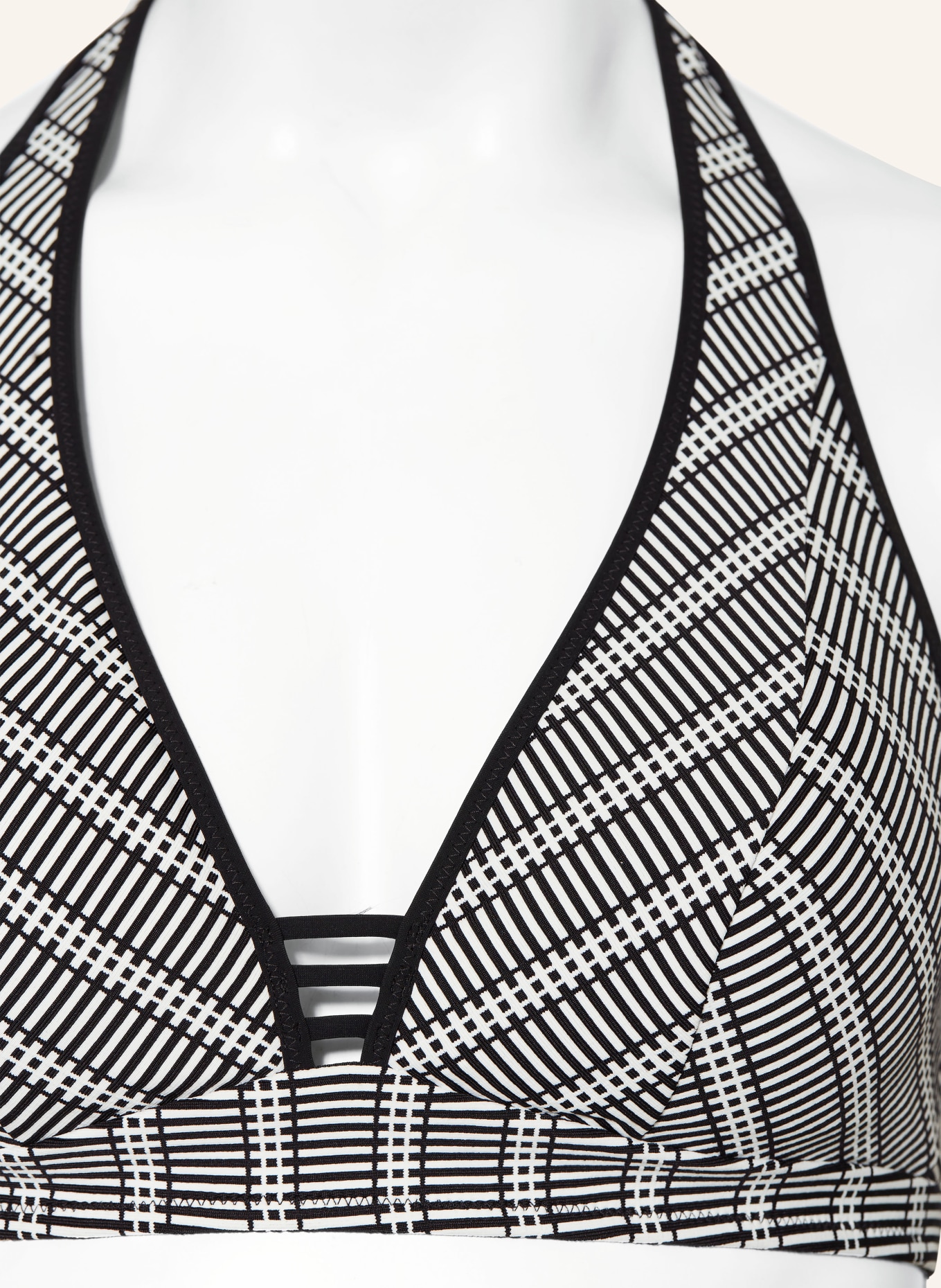 Lidea Halter neck bikini top MONOCHROME FLOW, Color: WHITE/ BLACK (Image 4)