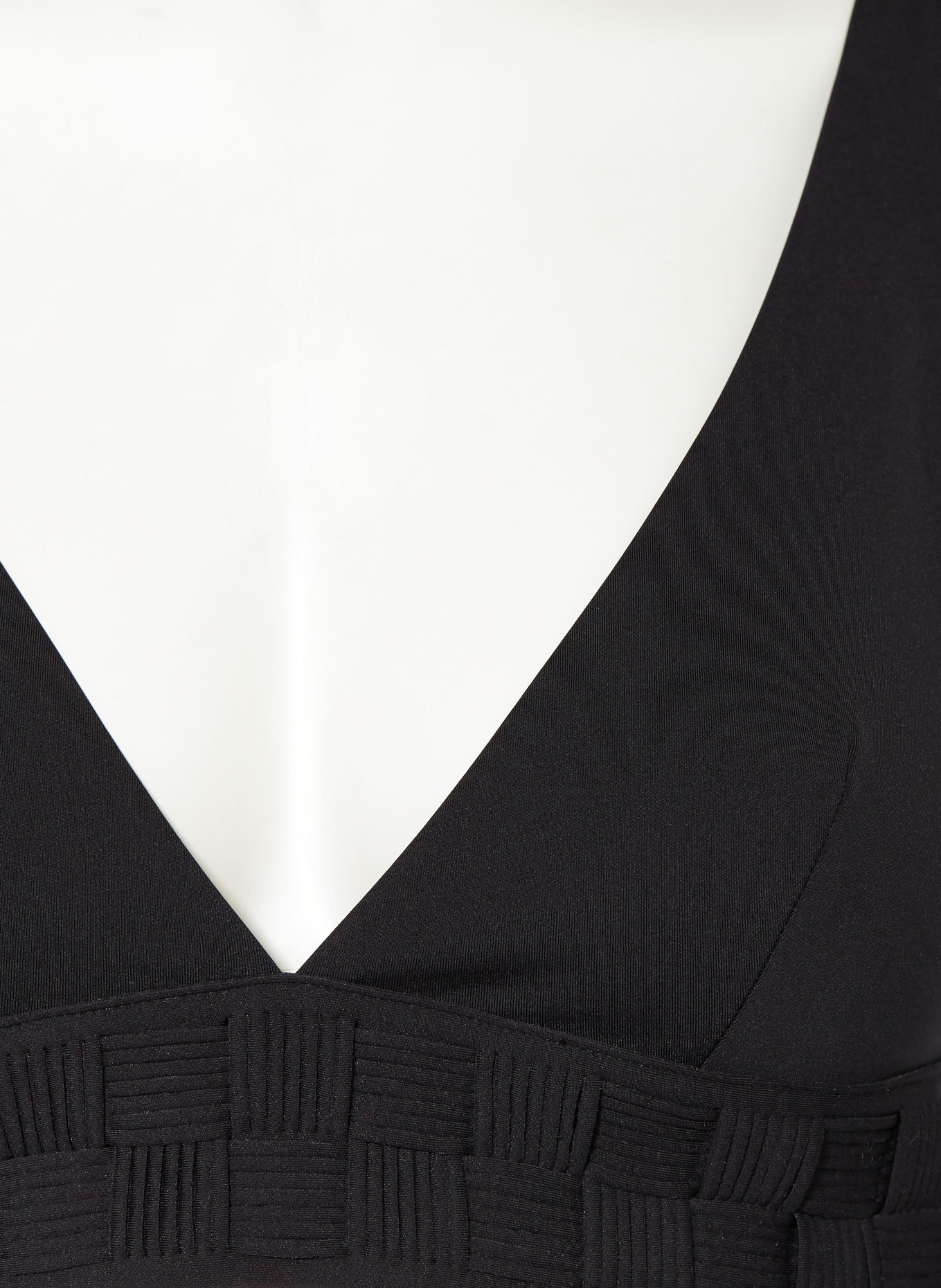 MARYAN MEHLHORN Triangle bikini top SOFTLINE, Color: BLACK (Image 5)